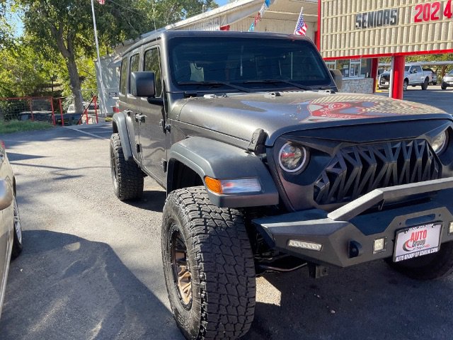 2018 Jeep All-New Wrangler Unlimited Sport photo 3