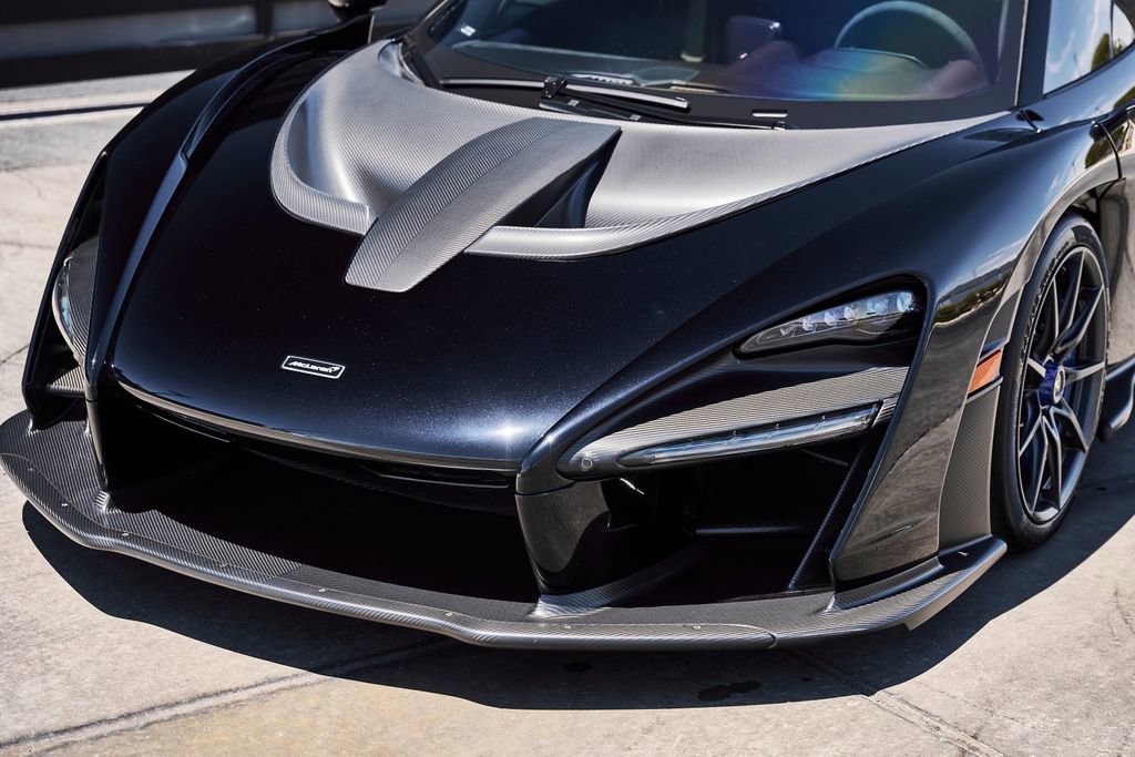 Used 2019 McLaren Senna photo 6