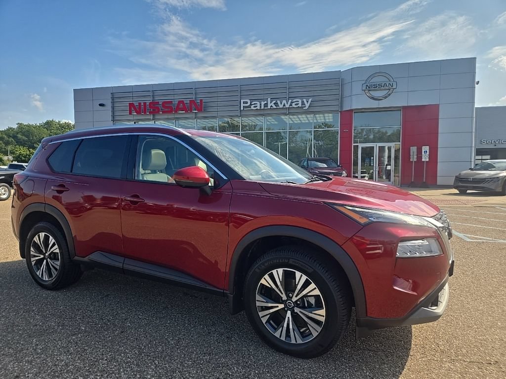 Used 2021 Nissan Rogue SV w/ Premium Package