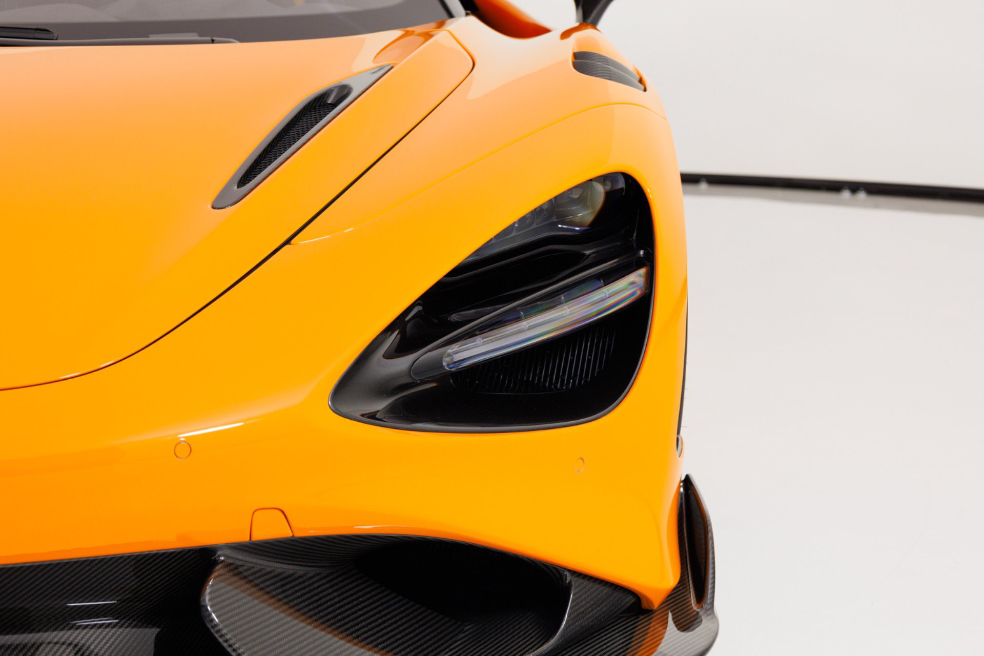 Used 2021 McLaren 765LT photo 67