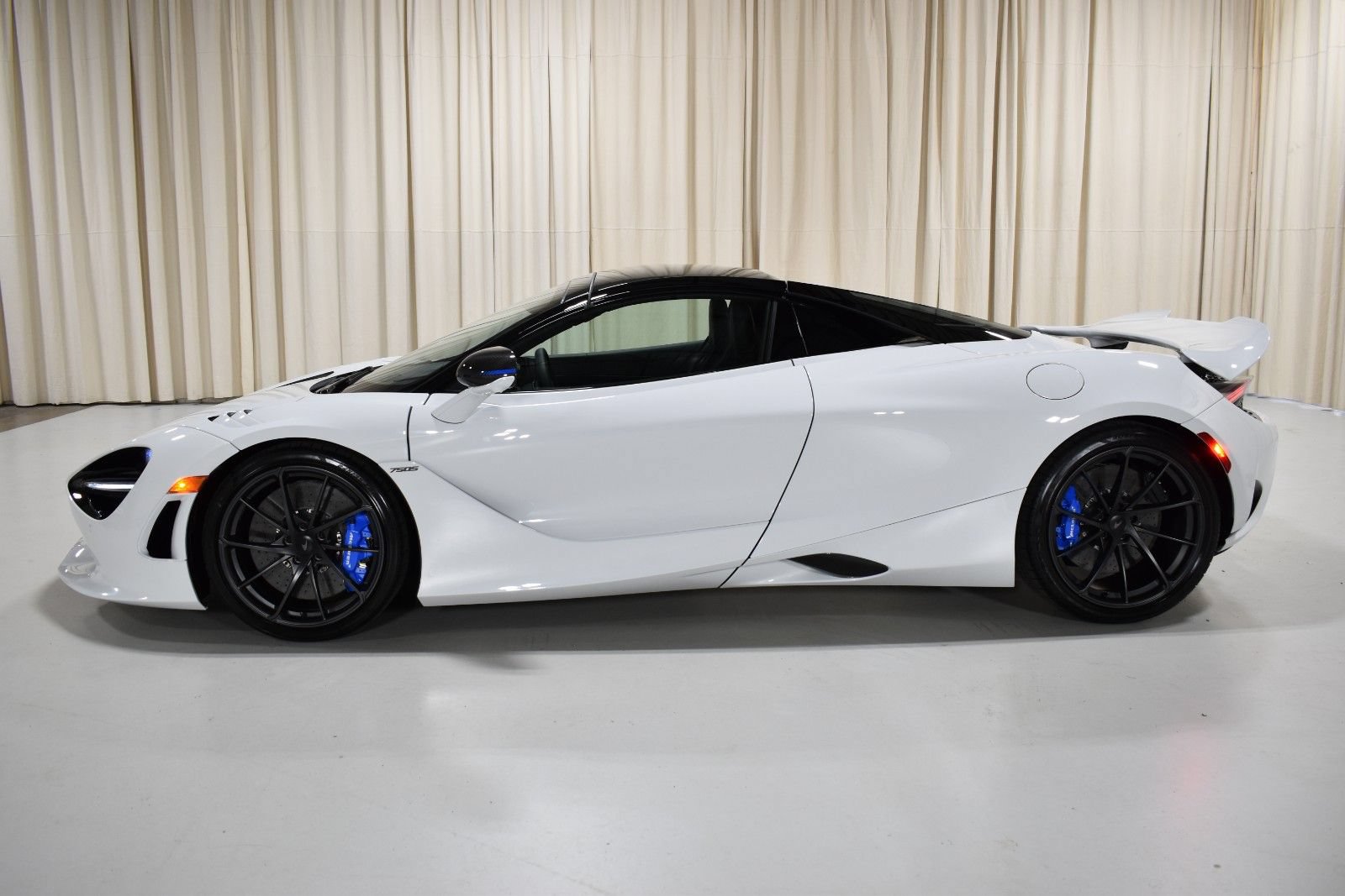 New 2027 McLaren 750S Spider 2