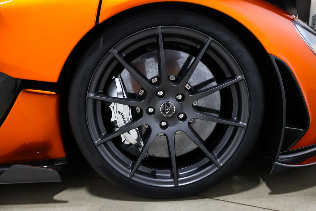 Used 2014 McLaren P1 photo 27
