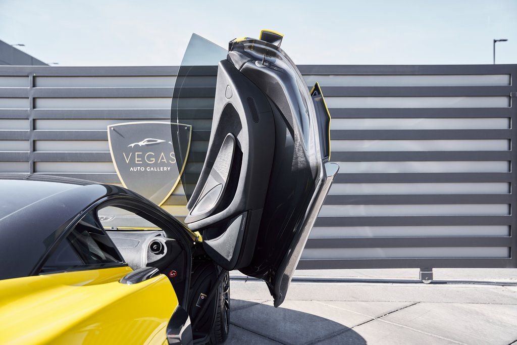 Used 2019 McLaren 600LT photo 24