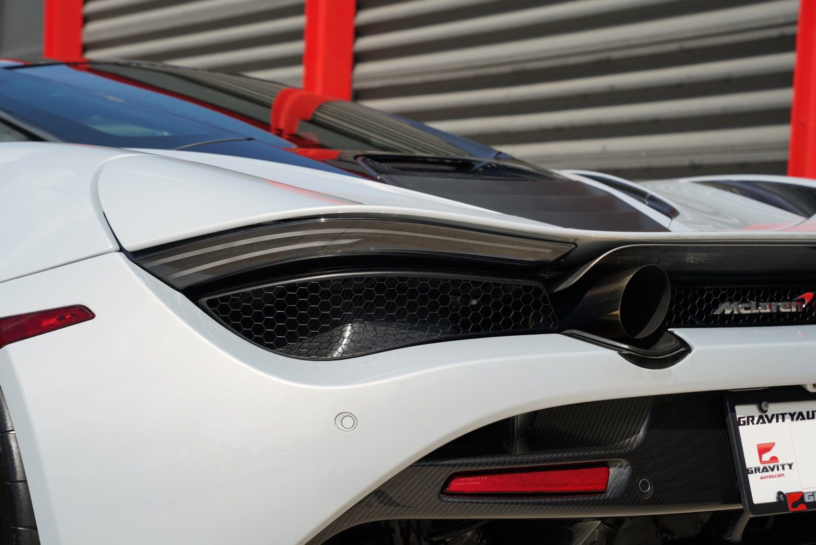 Used 2018 McLaren 720S photo 8