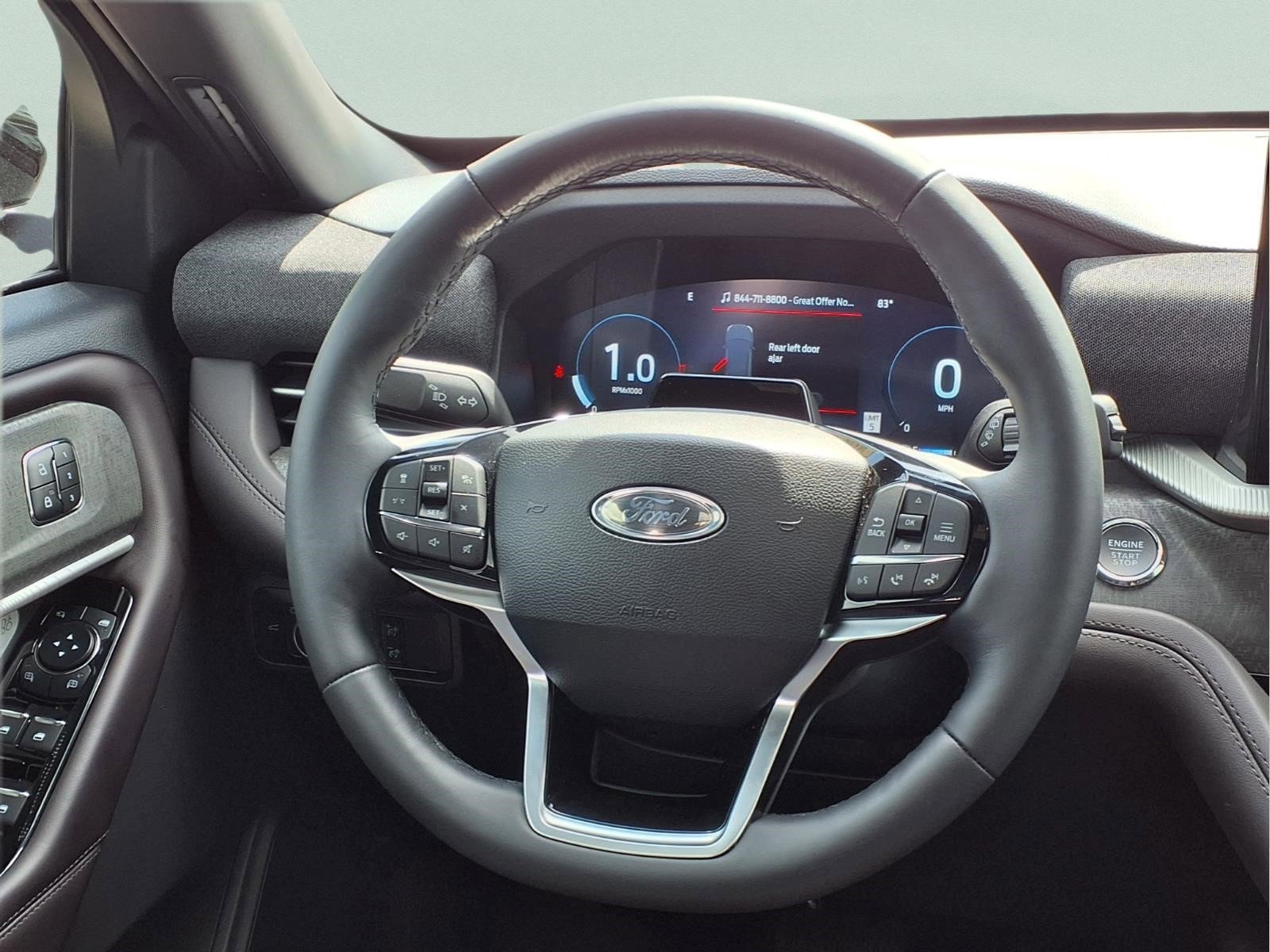 2025 Ford Explorer Platinum