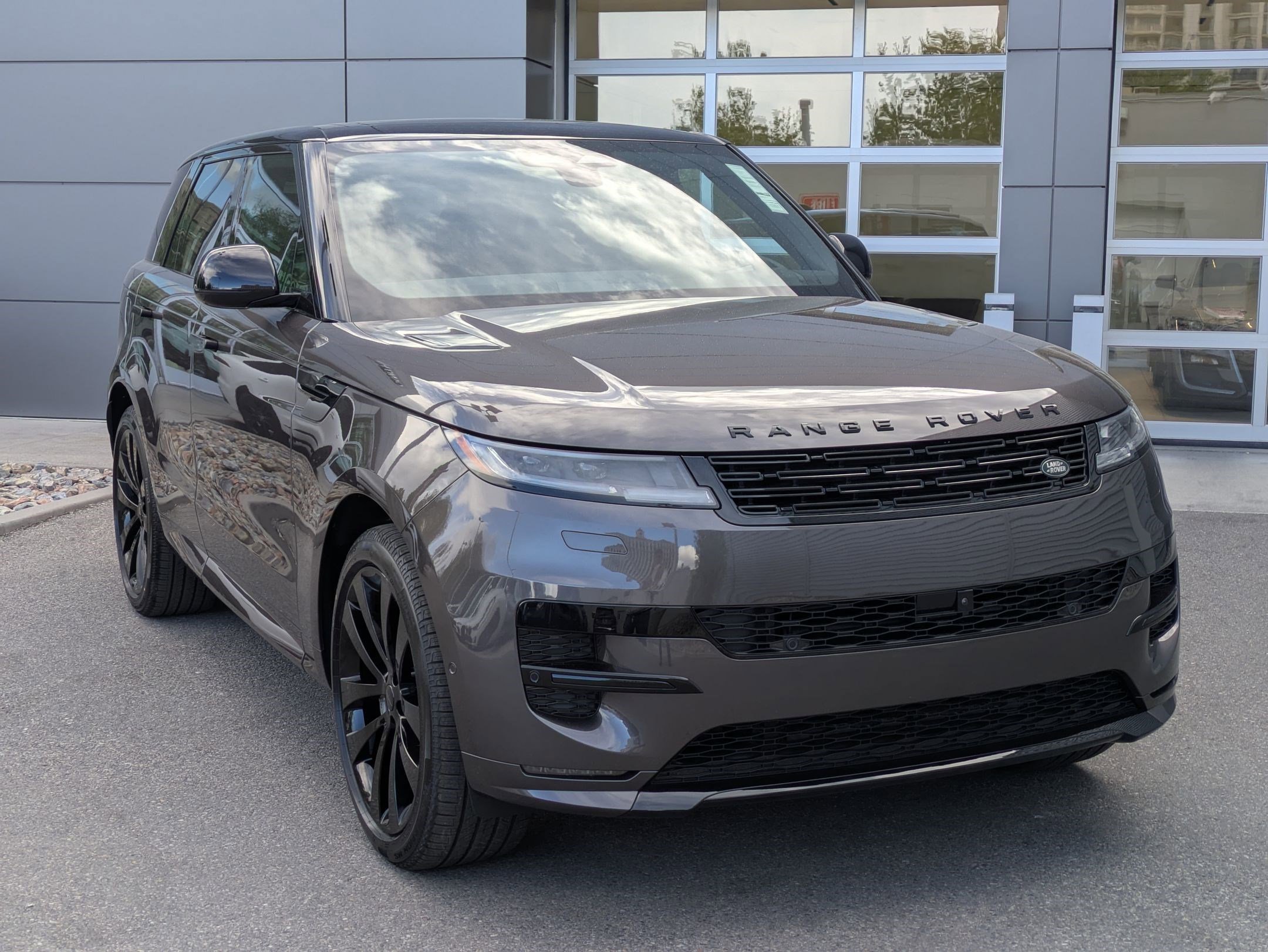 2026 Land Rover Range Rover Sport Dynamic SE