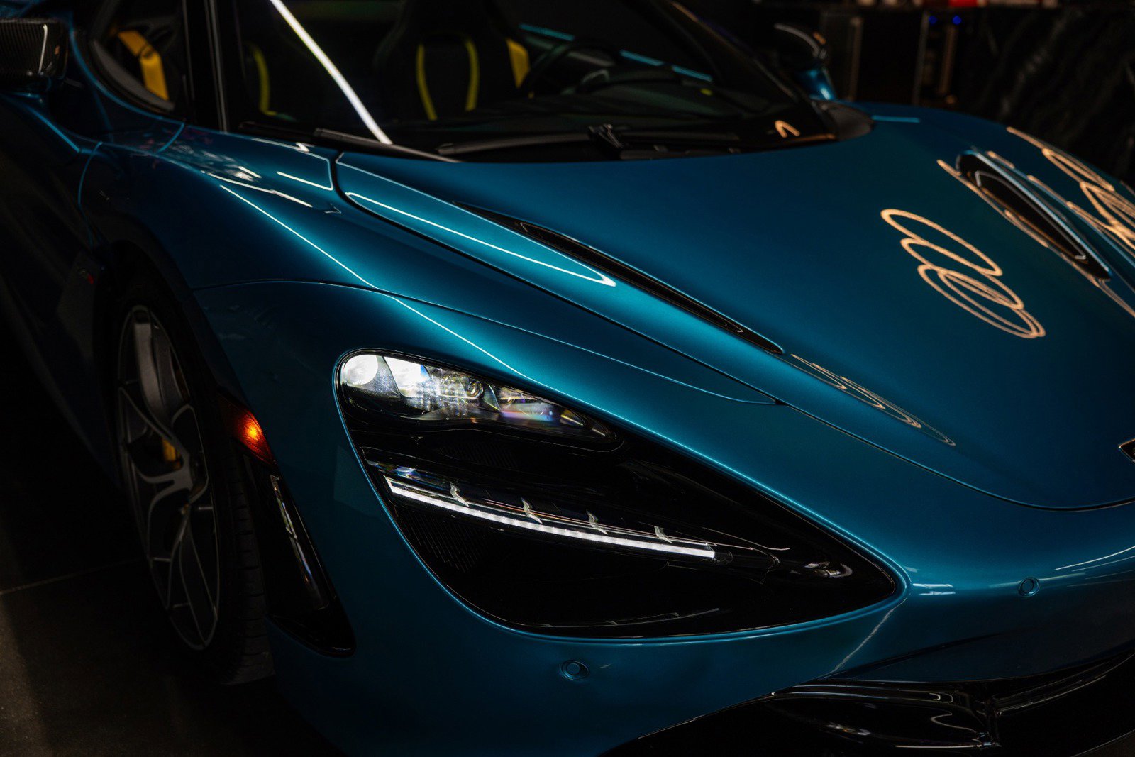 Used 2022 McLaren 720S Spider photo 10