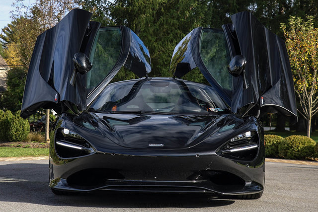 Used 2025 McLaren 750S photo 14