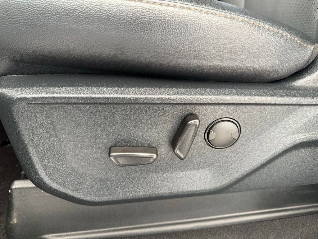 2025 Ford F150 Lariat