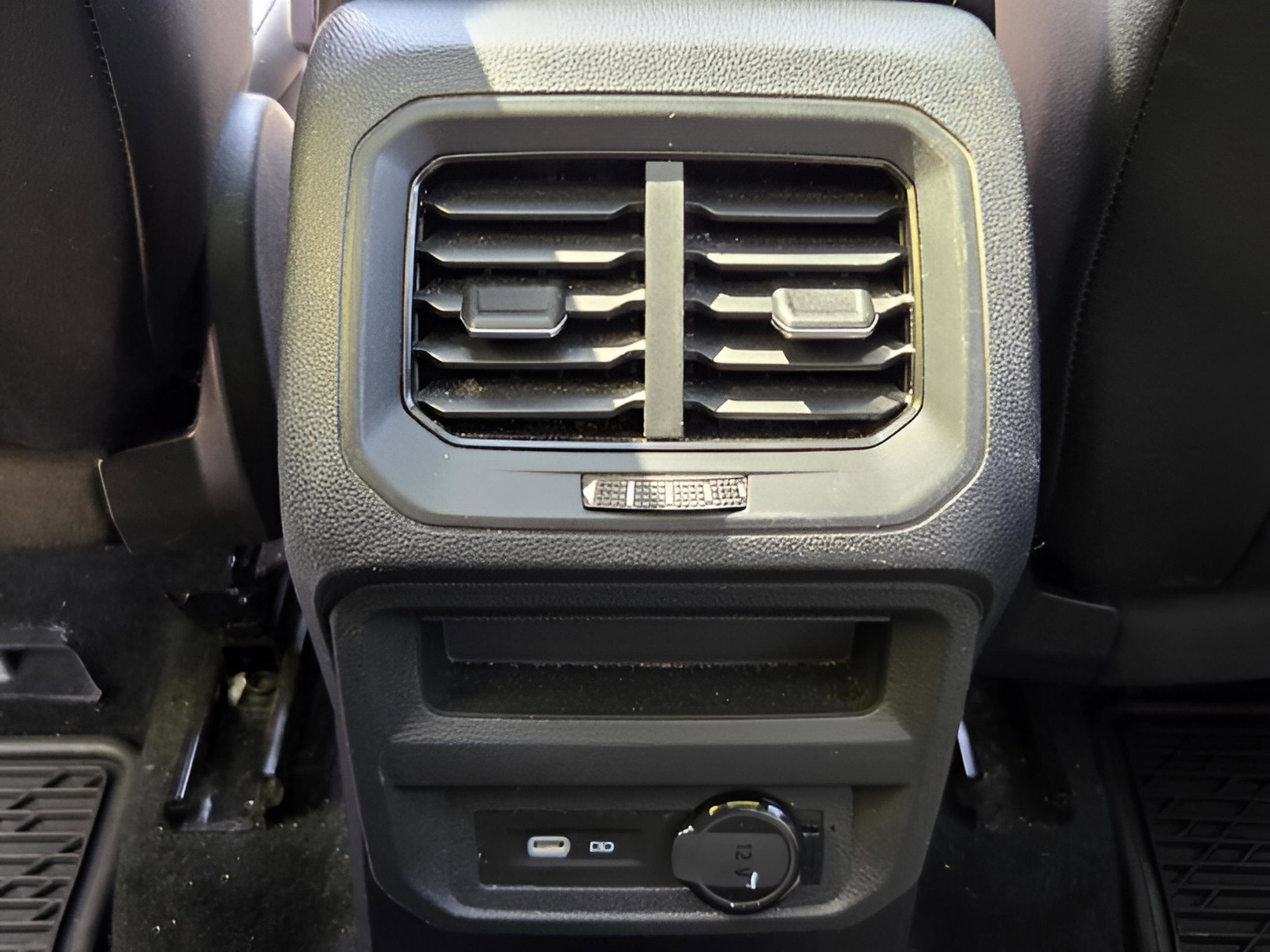 2022 Volkswagen Tiguan SE R-Line