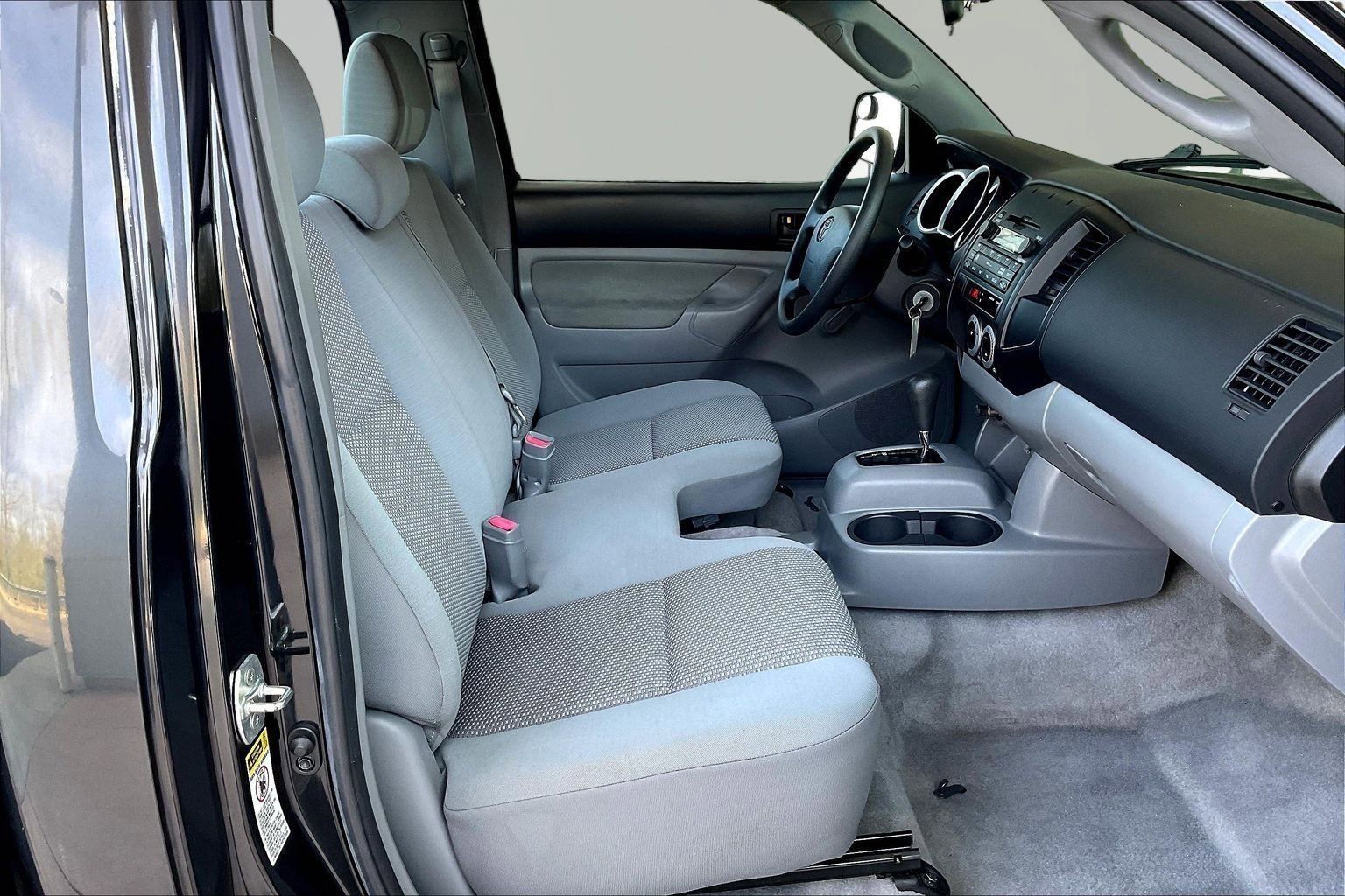 2010 Toyota Tacoma 2WD Regular Cab