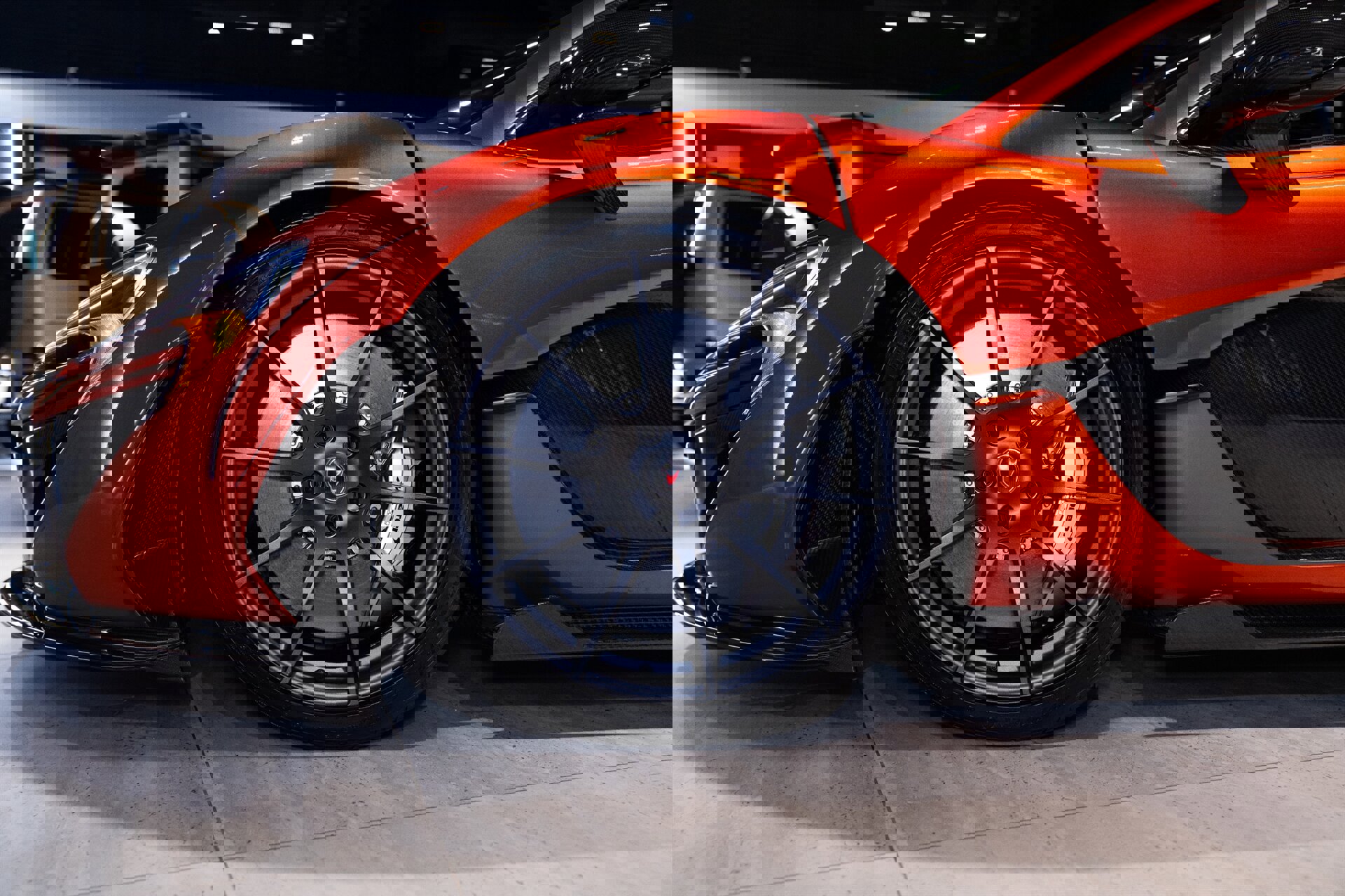 Used 2014 McLaren P1 photo 30