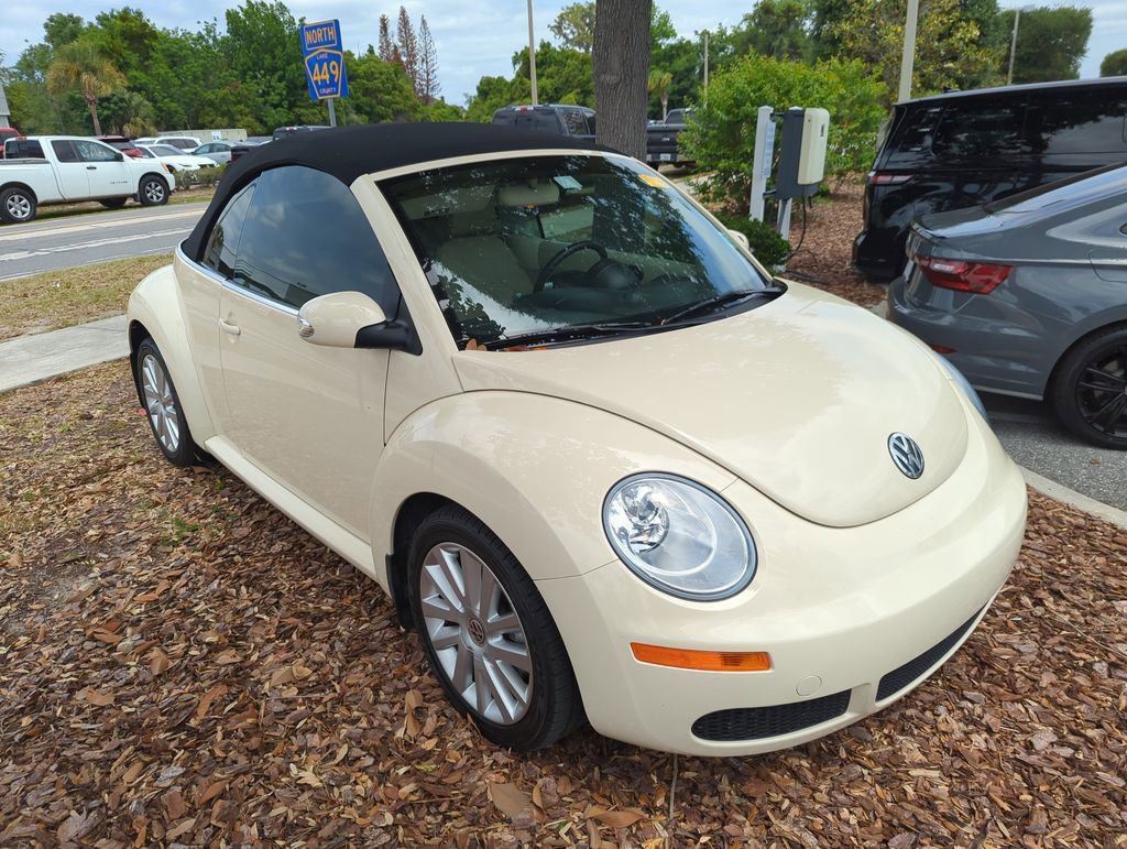 Used 2008 Volkswagen Beetle SE