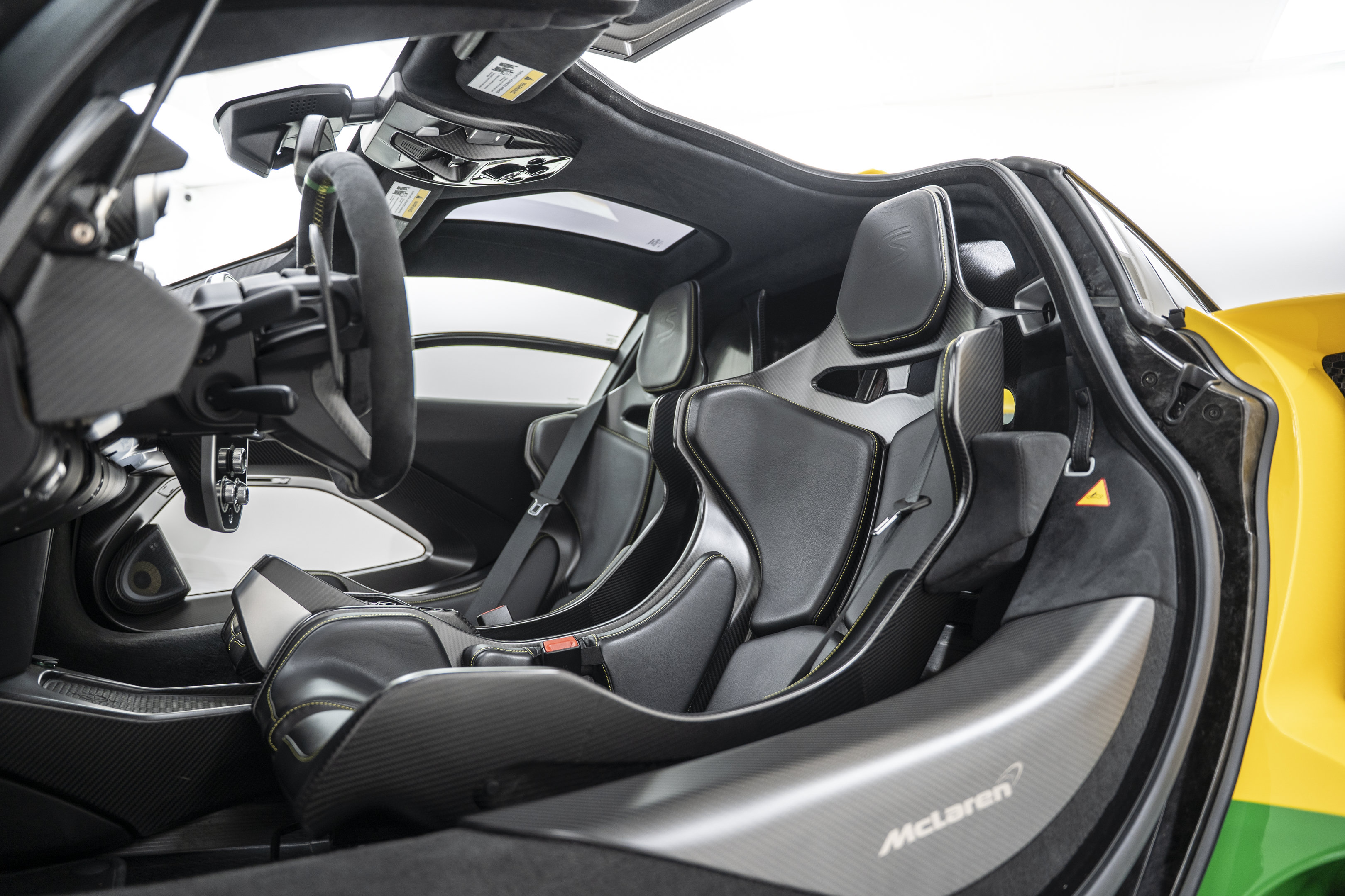 Used 2019 McLaren Senna photo 30