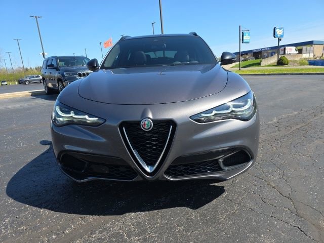 2024 Alfa Romeo Stelvio Ti