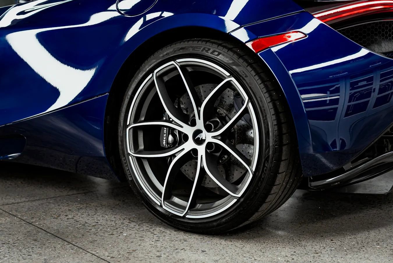 Used 2020 McLaren 720S Spider photo 55
