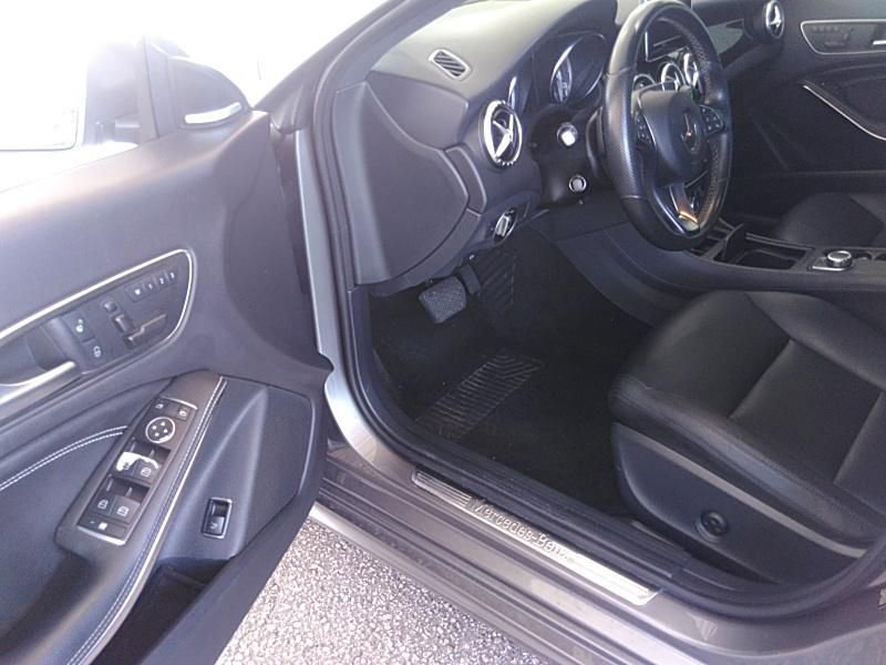 2015 Mercedes-Benz CLA 250 250