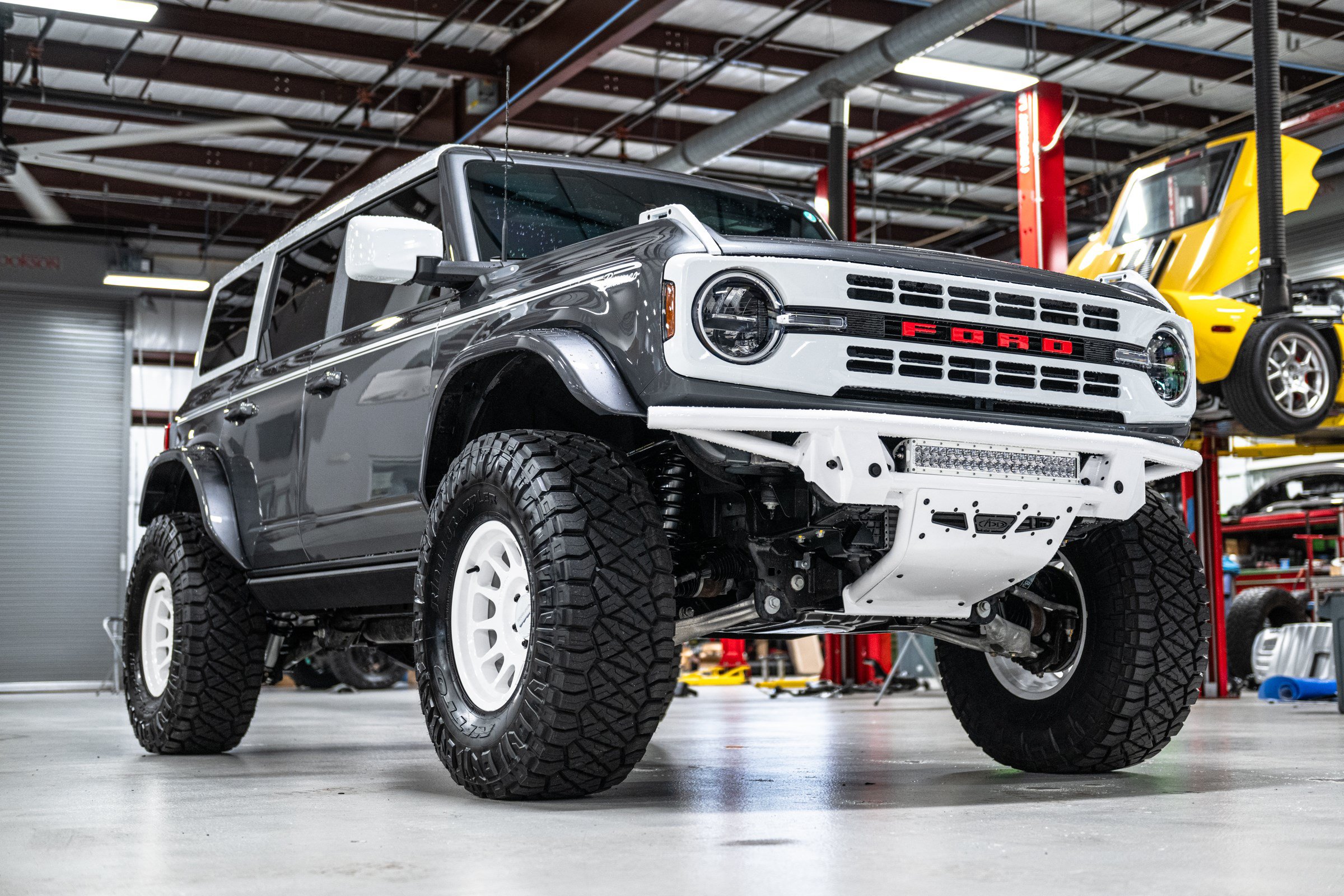 New 2025 Ford Bronco Heritage Edition