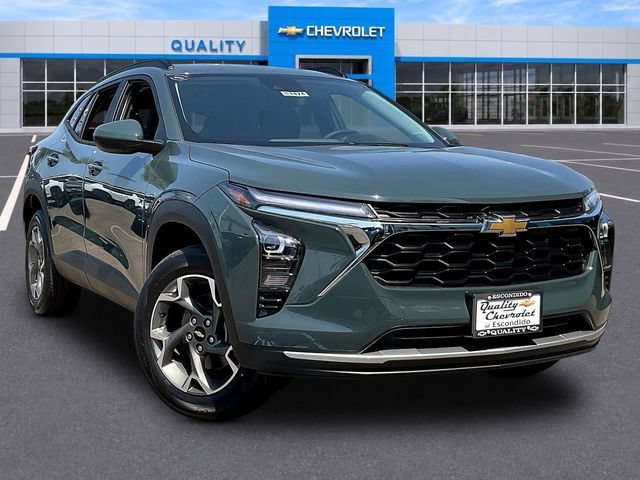 New 2026 Chevrolet Trax LT w/ Driver Confidence Package