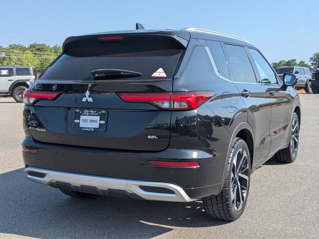 2022 Mitsubishi Outlander SEL