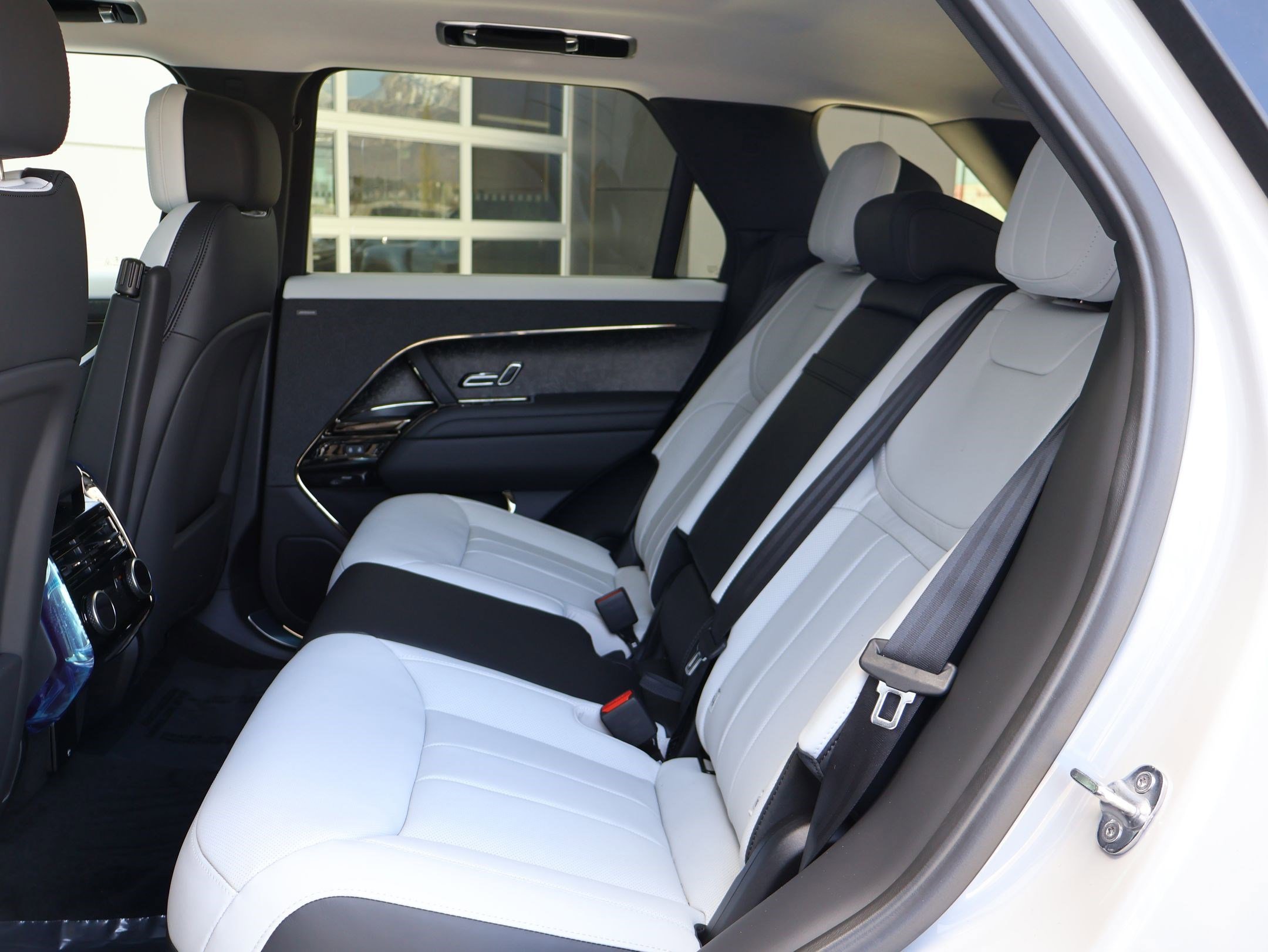 2026 Land Rover Range Rover Sport Dynamic SE