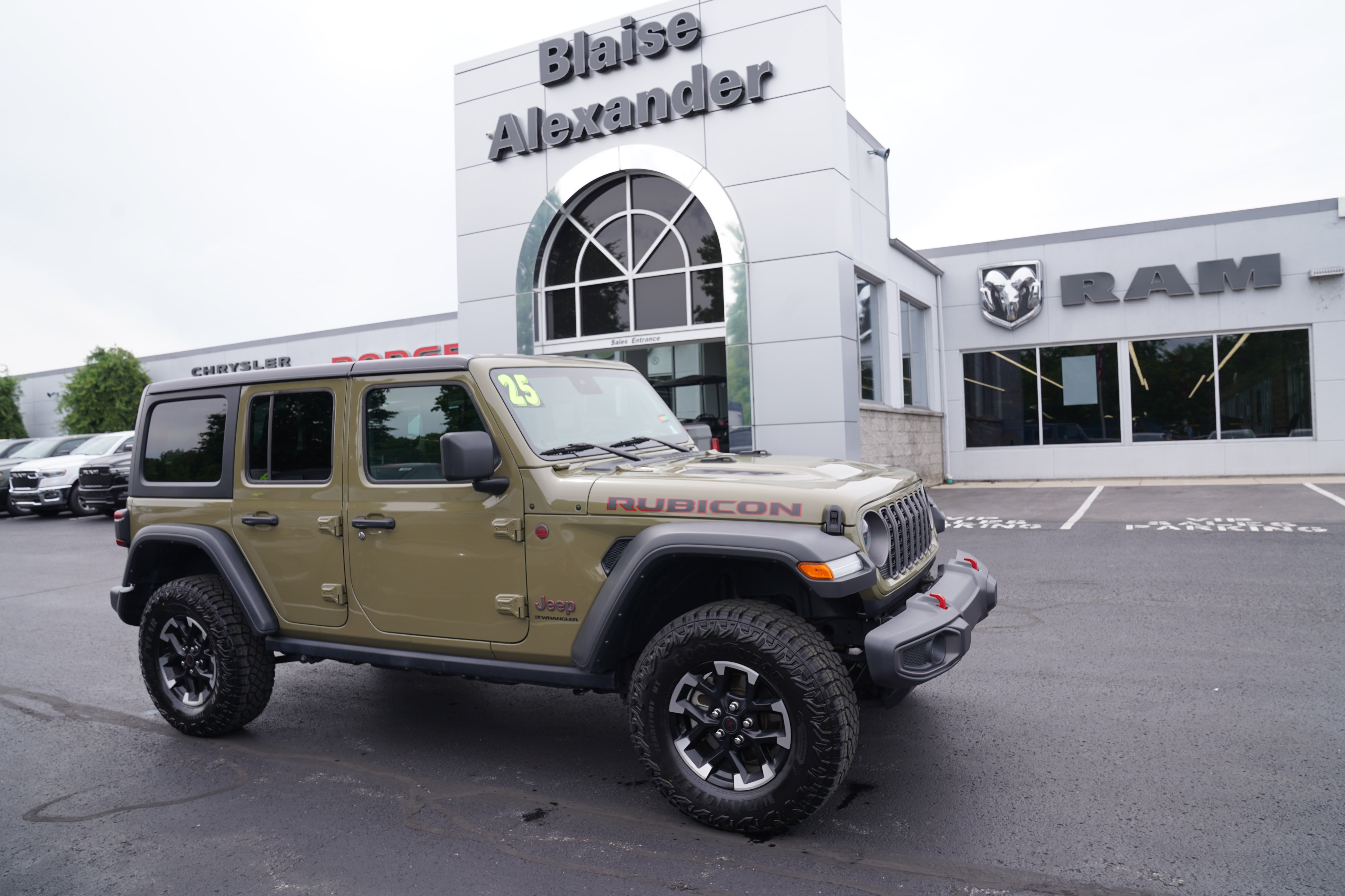Used 2025 Jeep Wrangler Unlimited Rubicon
