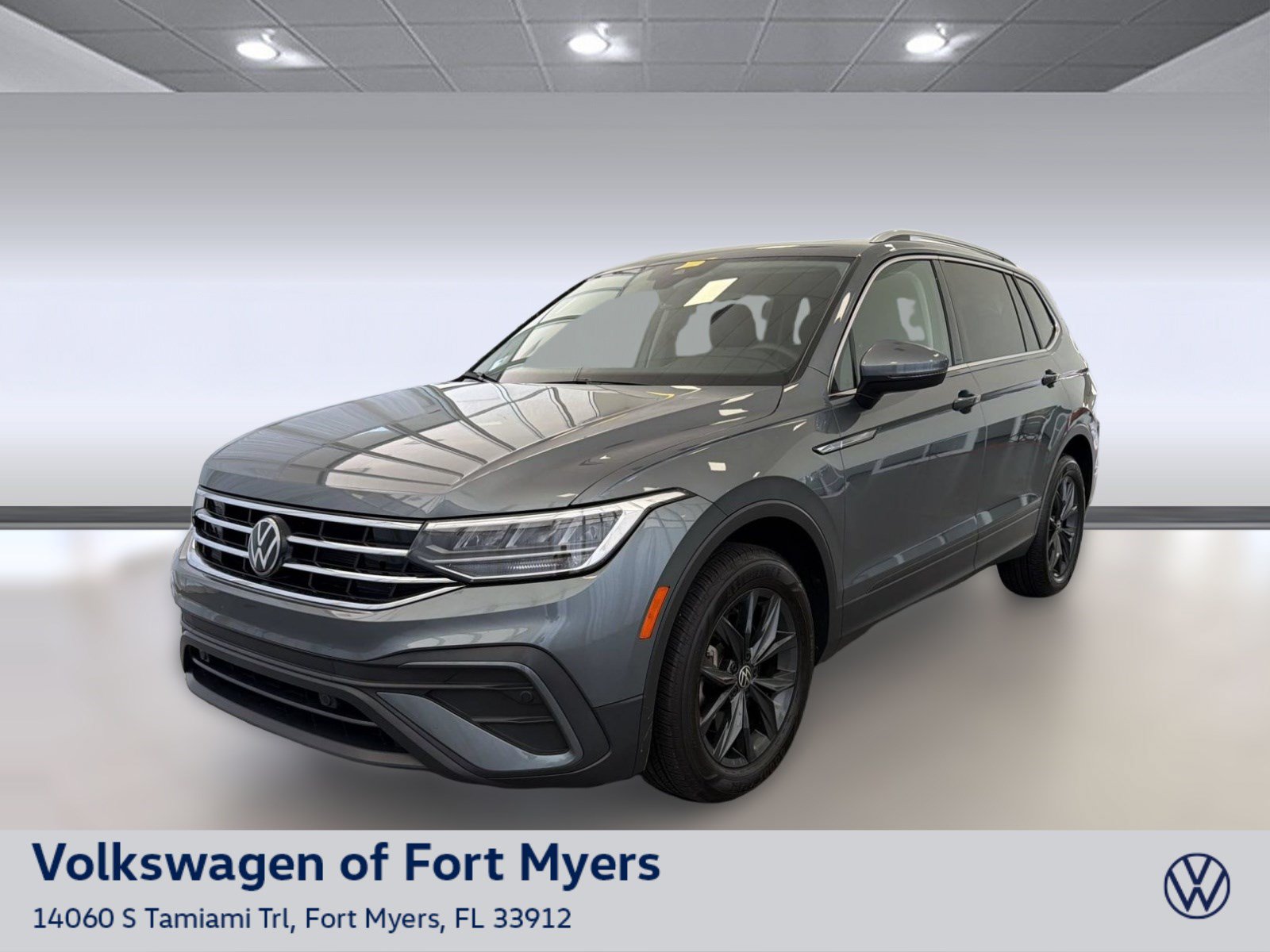 Certified 2024 Volkswagen Tiguan SE w/ Panoramic Sunroof Package