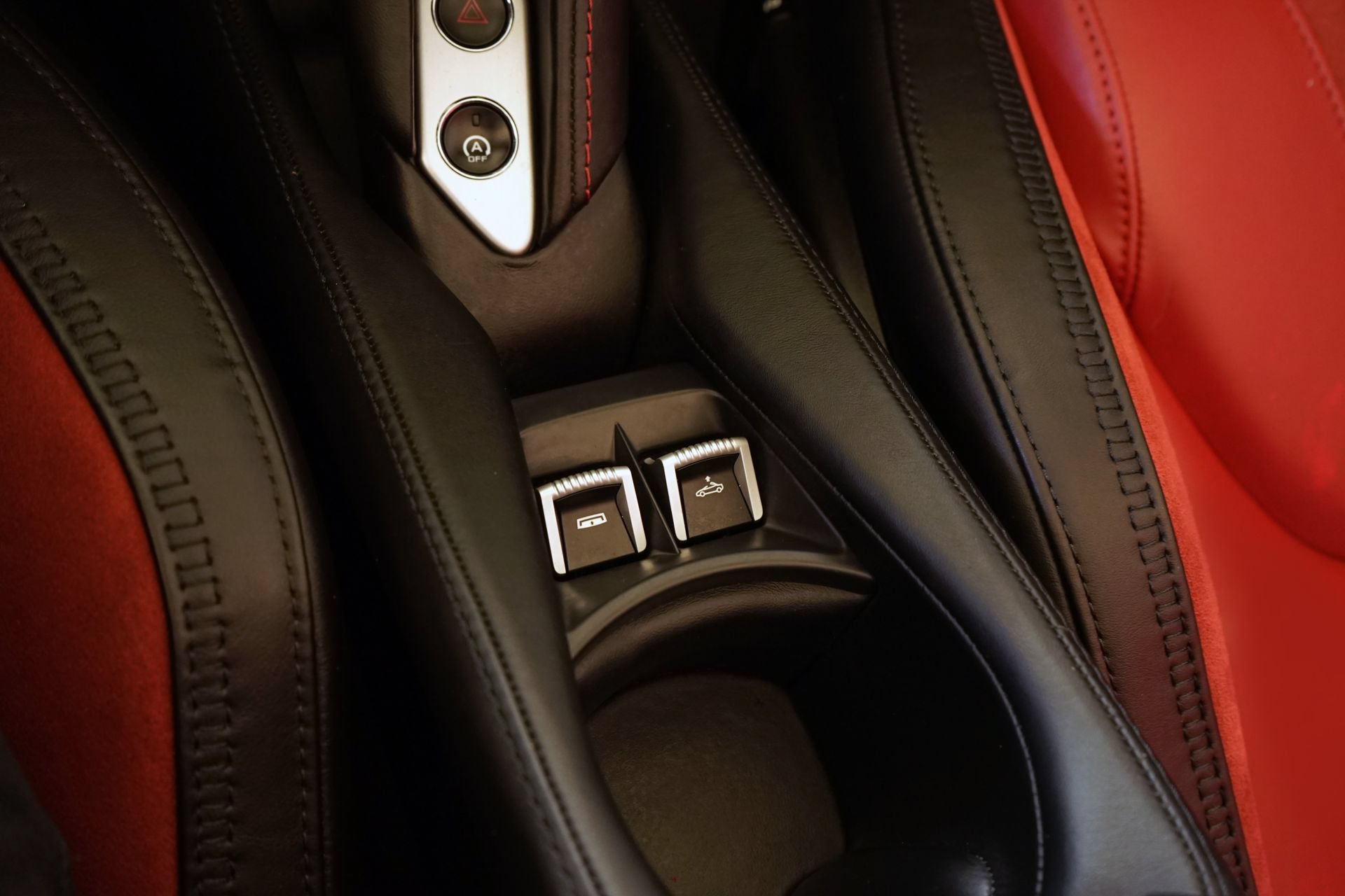 Used 2024 McLaren 750S Spider photo 21