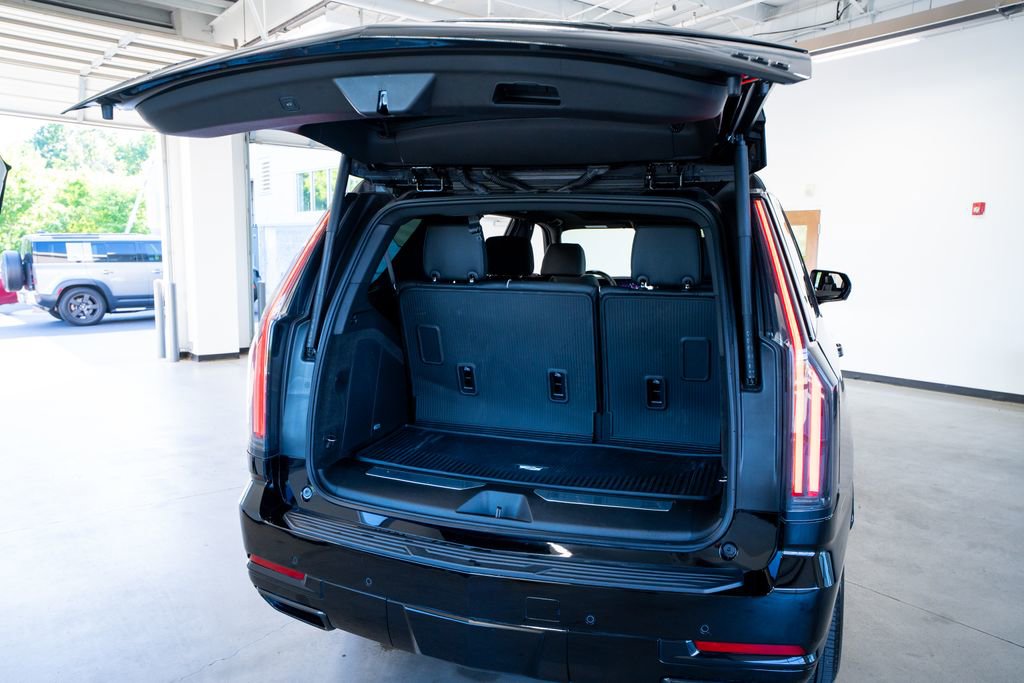 2025 Cadillac Escalade Sport