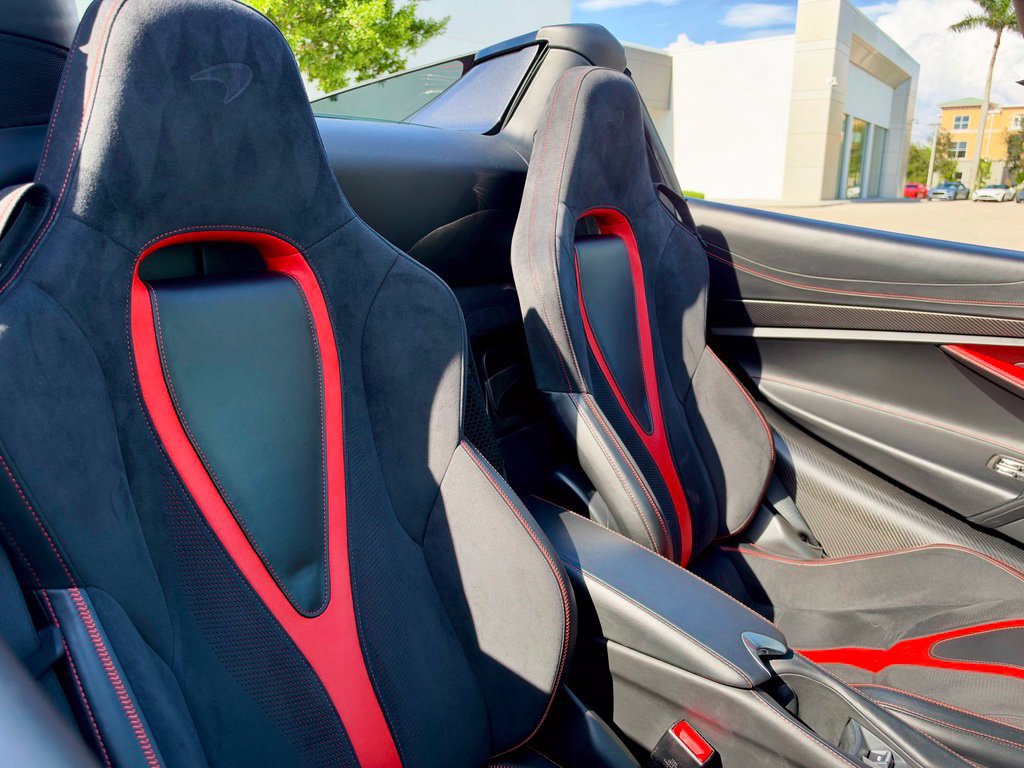 Used 2020 McLaren 720S Spider photo 24