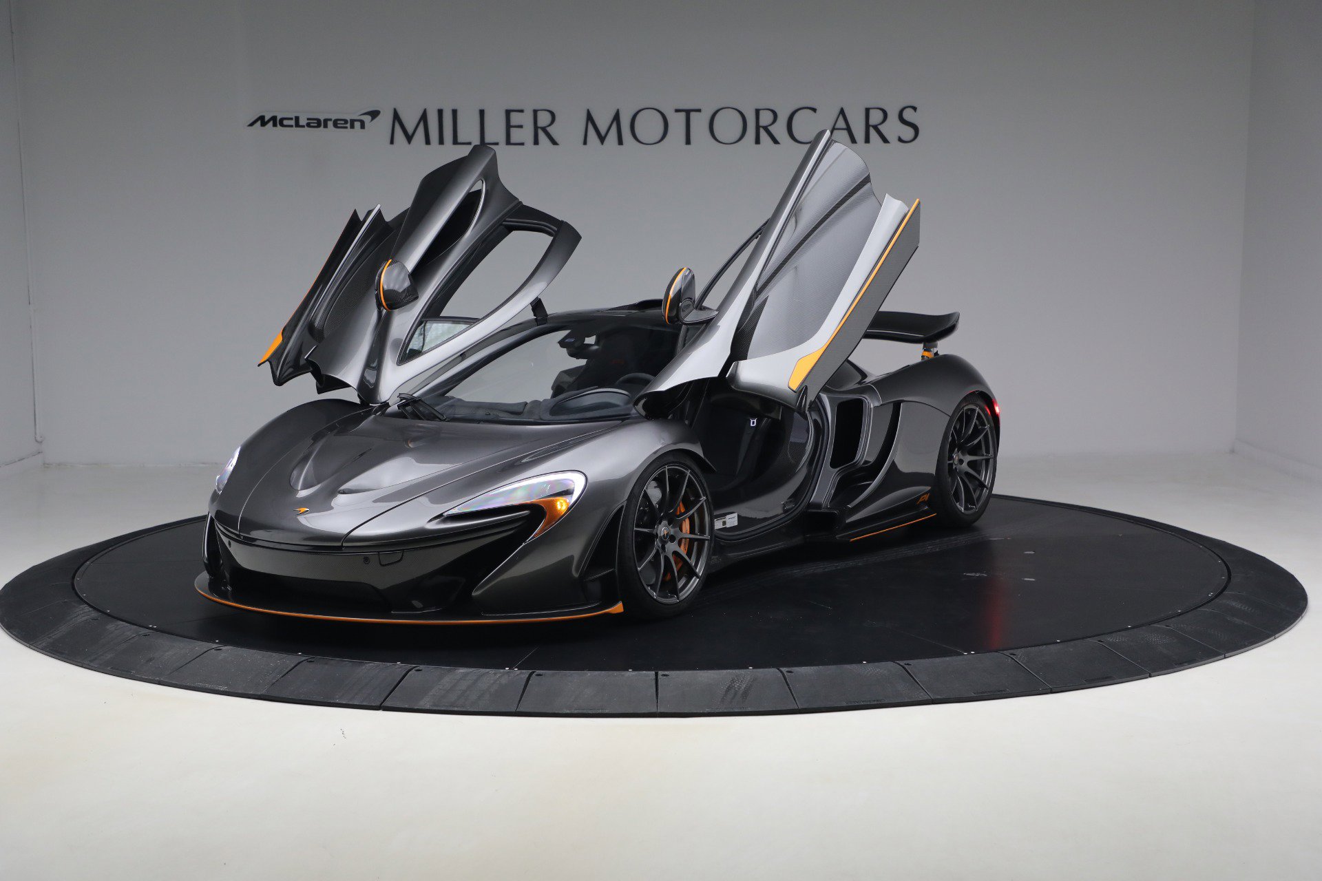 Used 2014 McLaren P1 photo 14