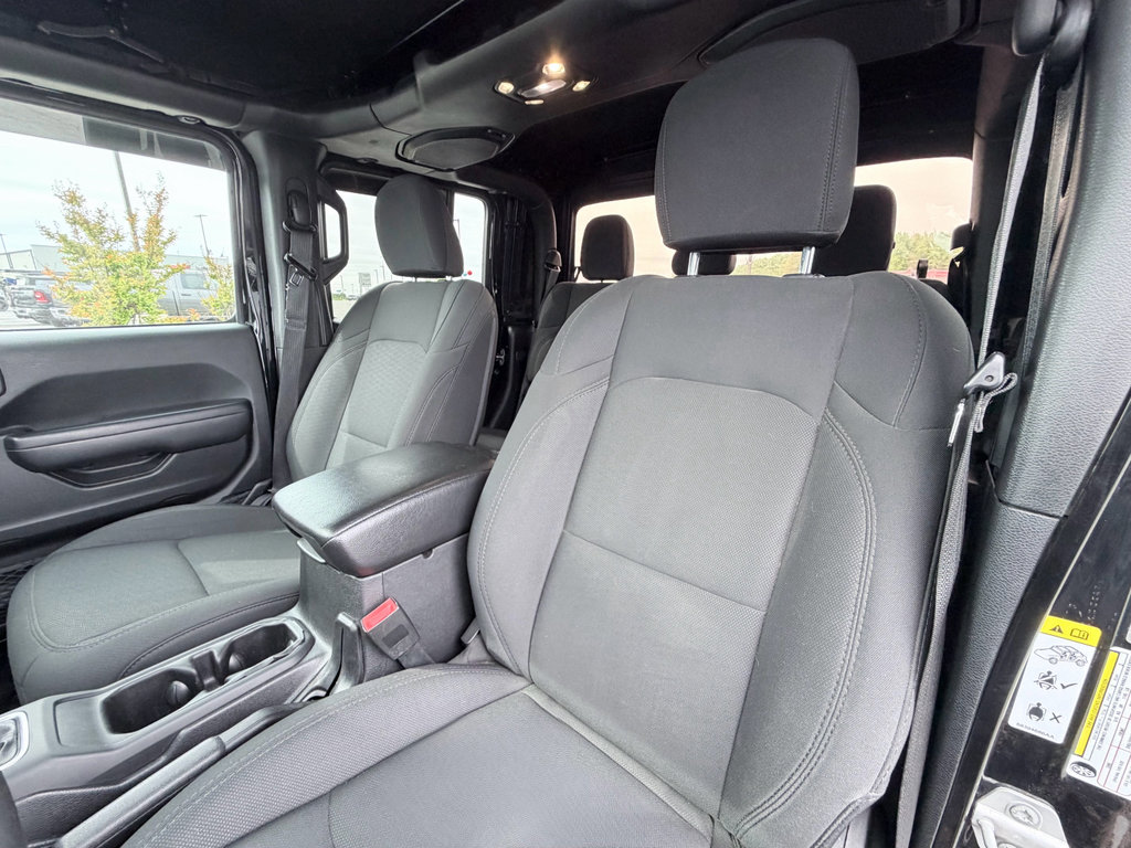 2020 Jeep Gladiator Sport