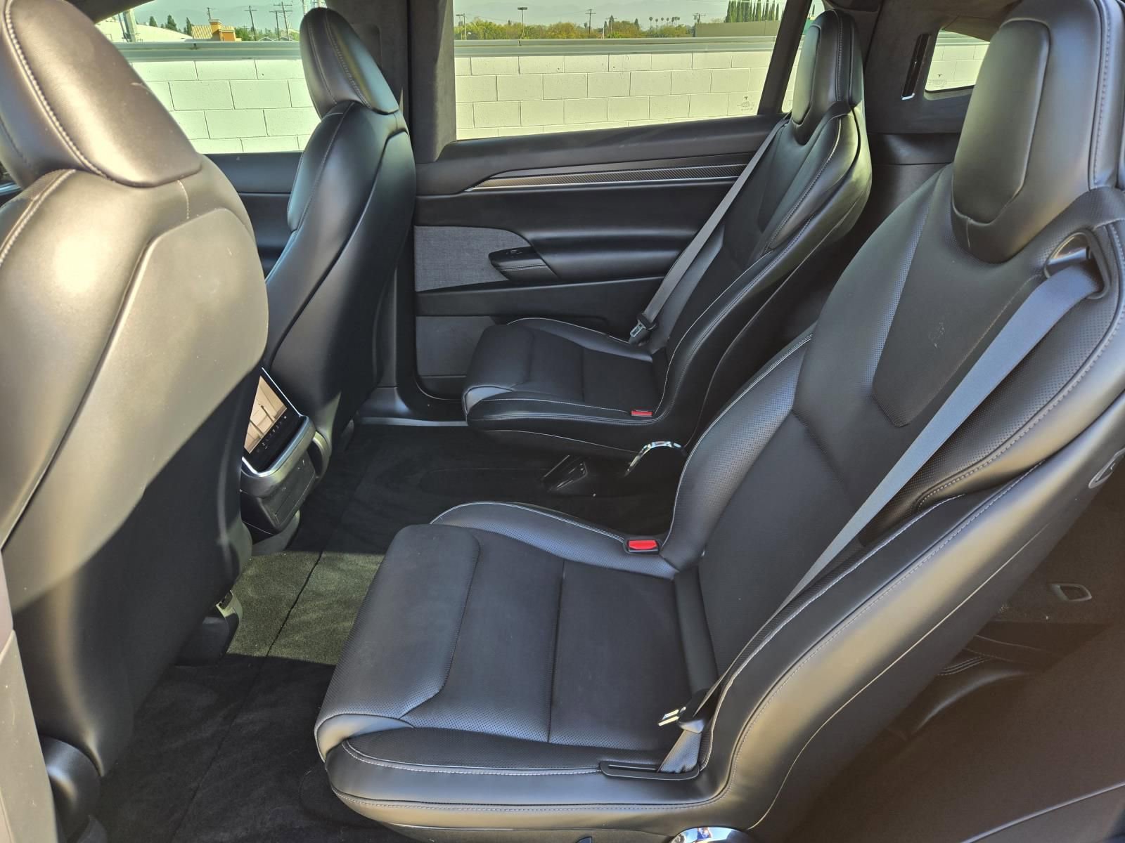 2022 Tesla Model X Plaid