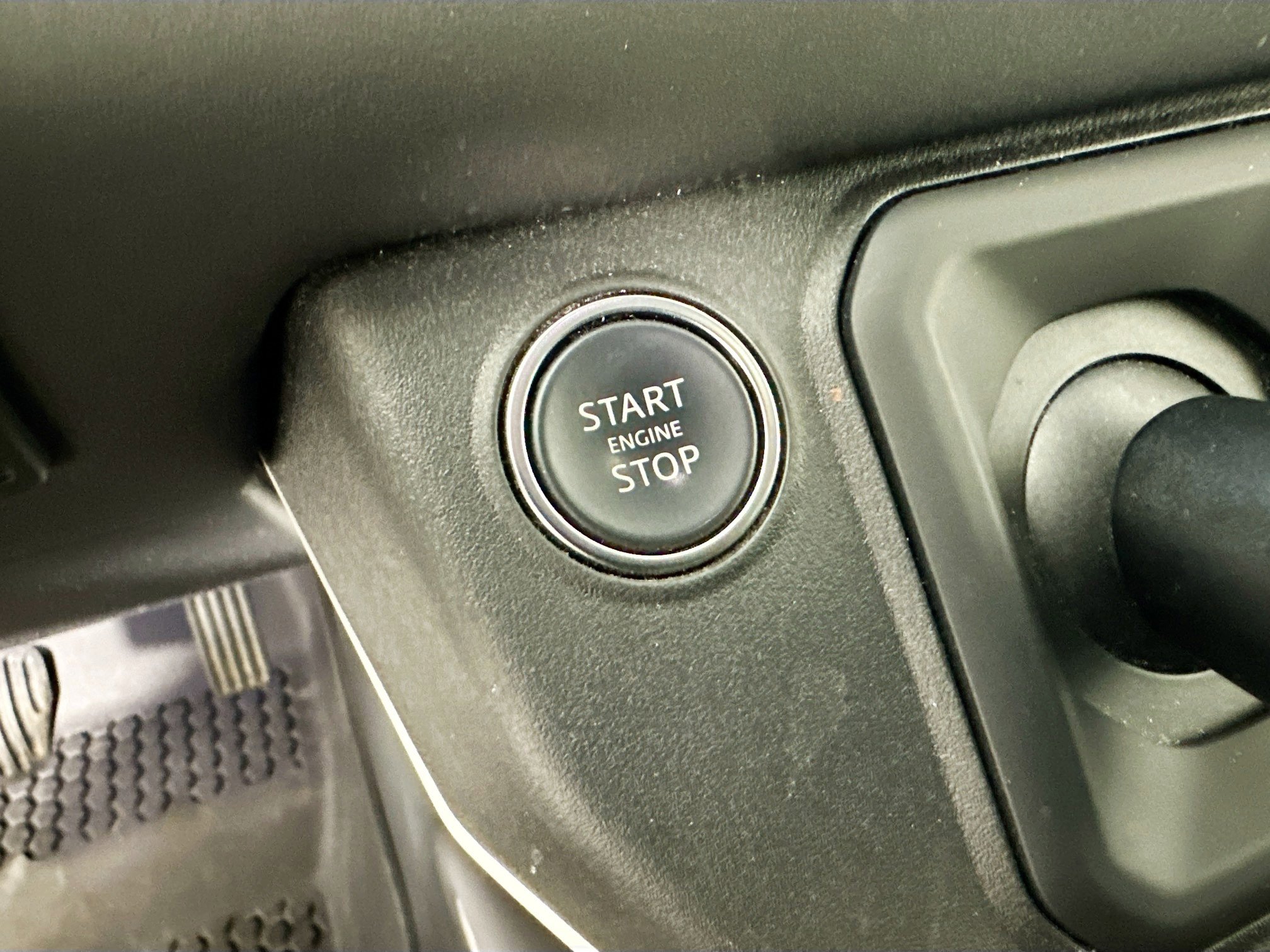 2024 Land Rover Defender 110 S