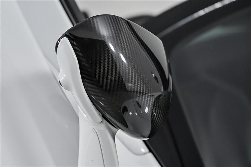 Used 2025 McLaren 750S Spider photo 6