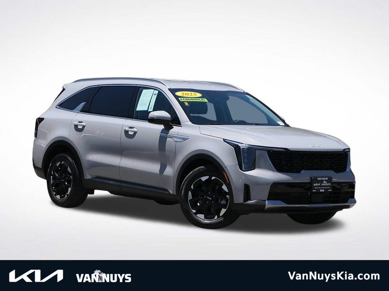 Used 2025 Kia Sorento S
