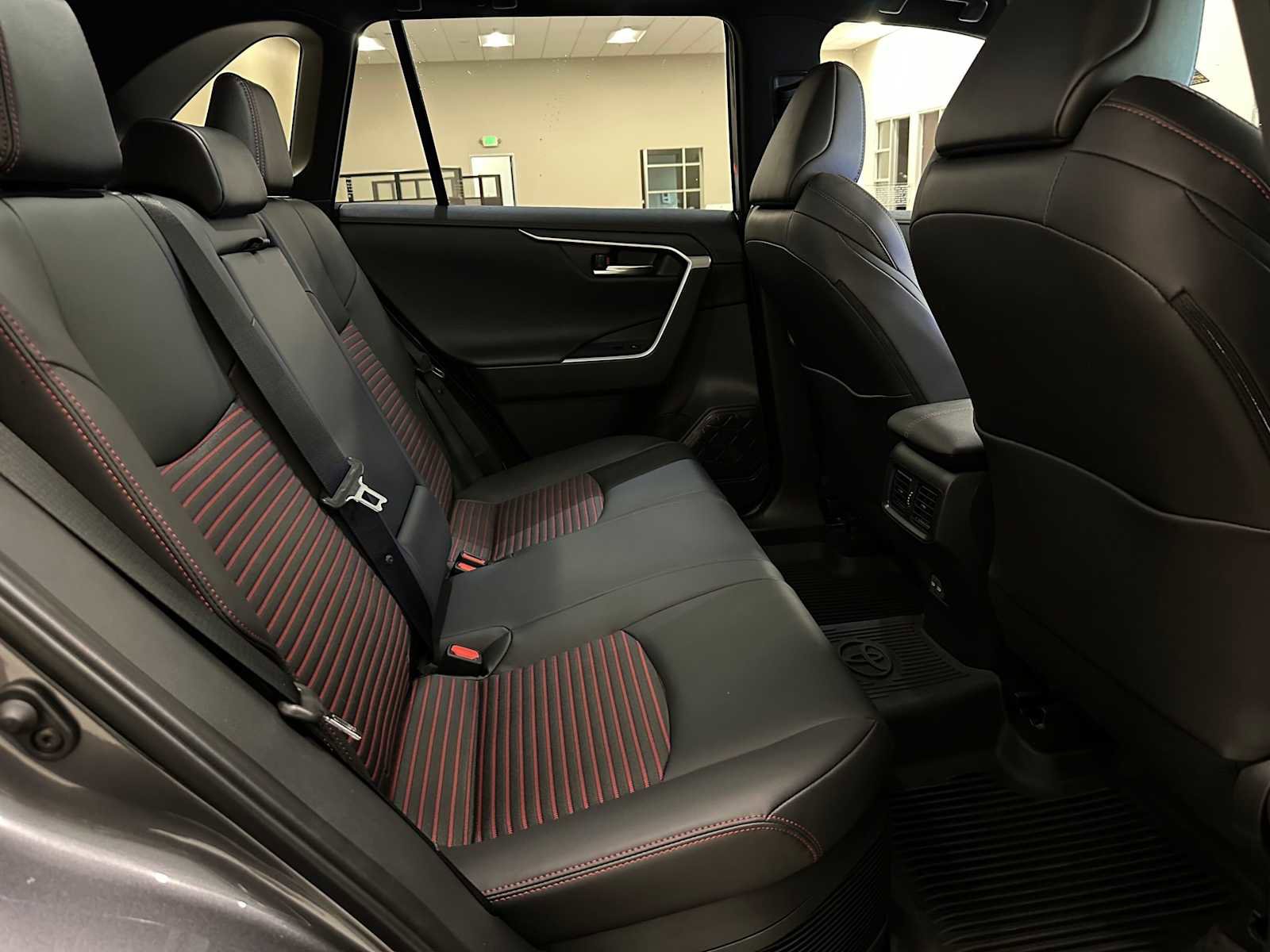 2025 Toyota RAV4 XSE