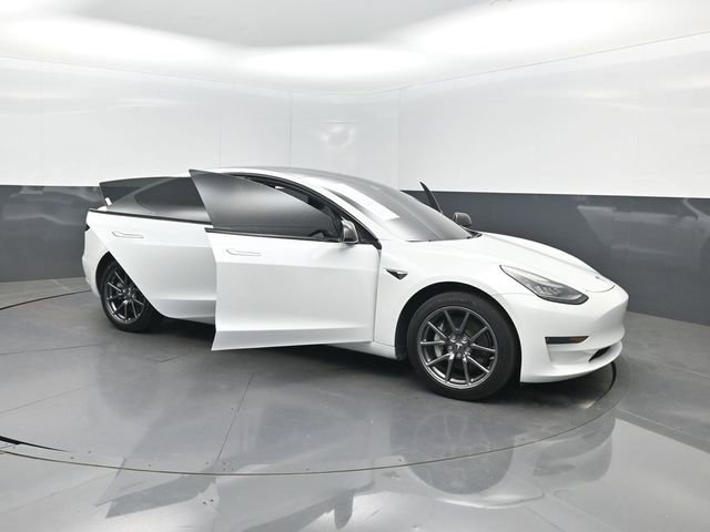 2019 Tesla Model 3 Mid Range