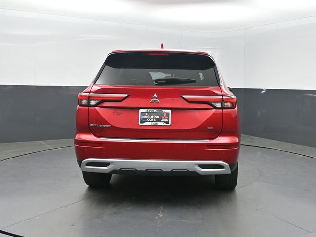 2024 Mitsubishi Outlander SE
