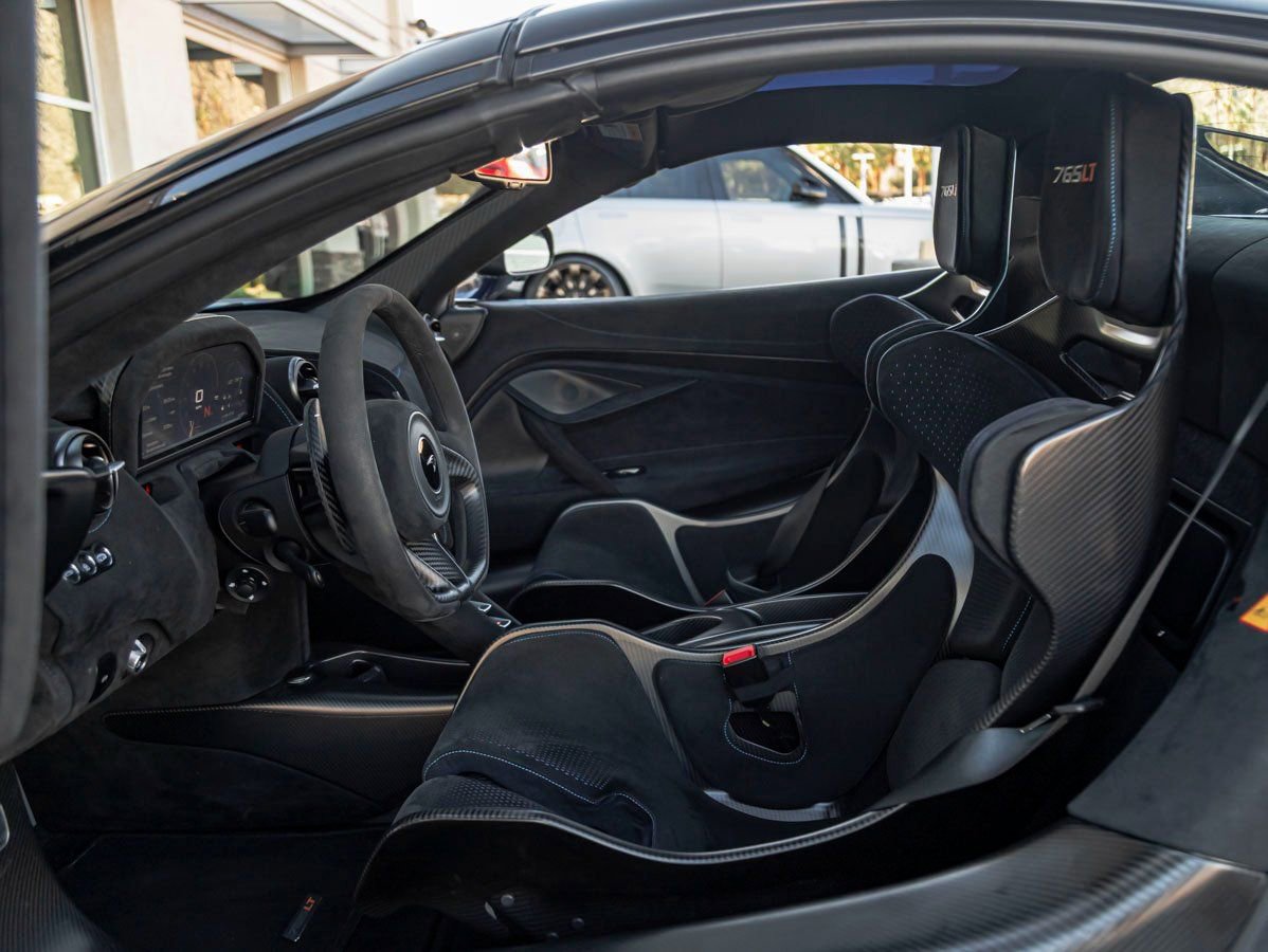 Used 2022 McLaren 765LT photo 16
