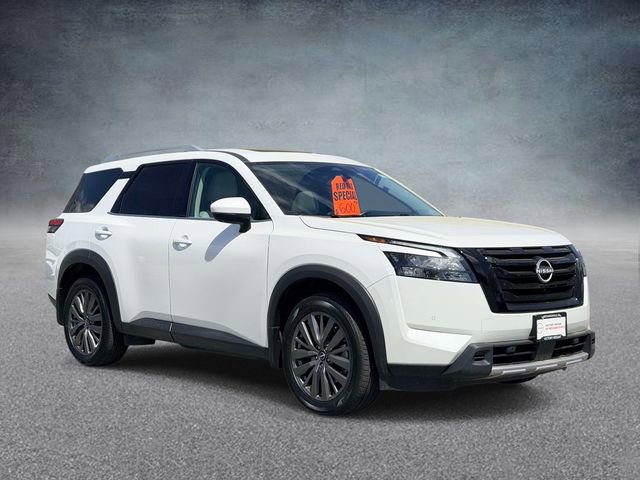 Used 2025 Nissan Pathfinder SL w/ SL Premium Package
