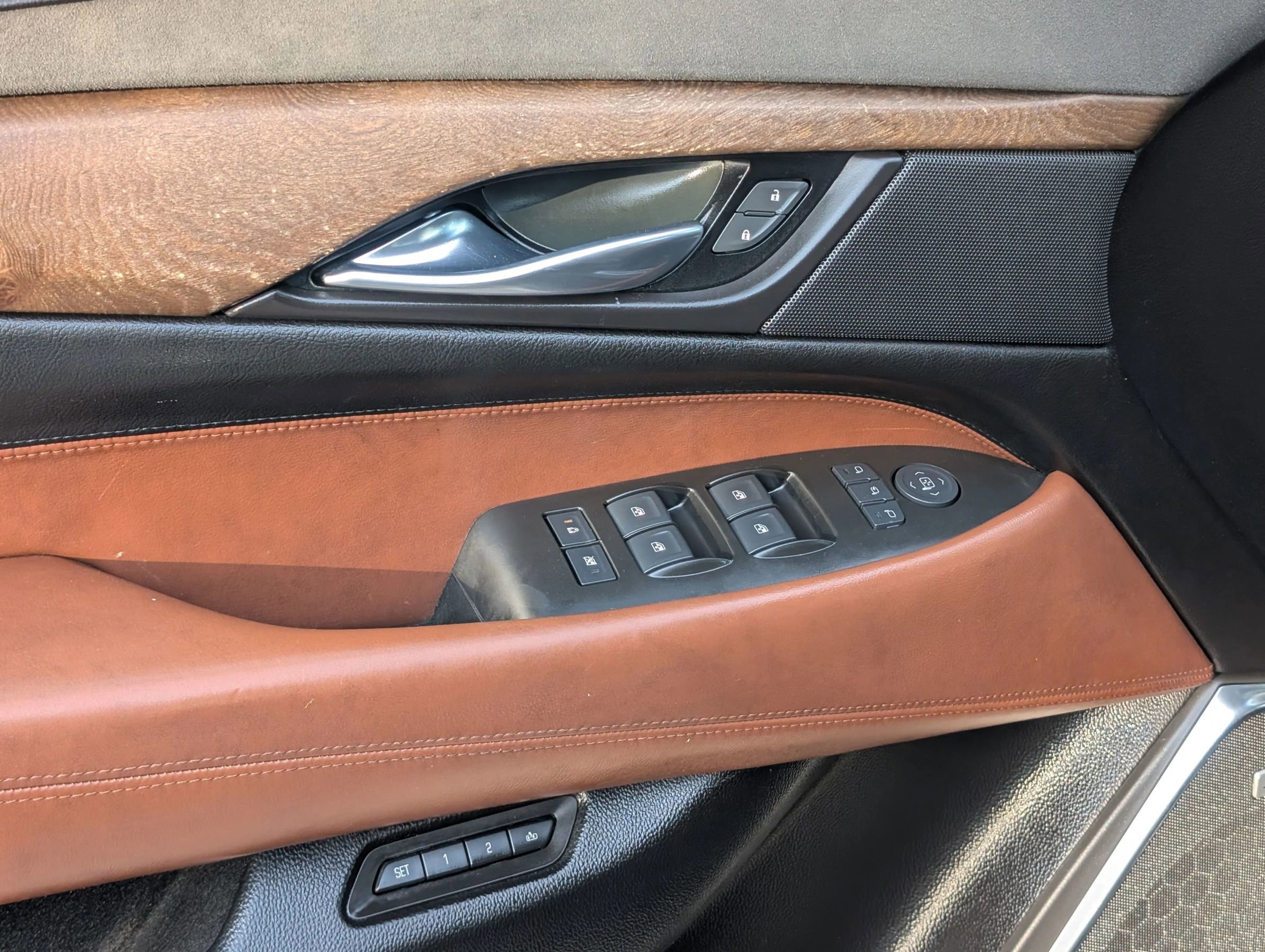 2016 Cadillac Escalade Luxury