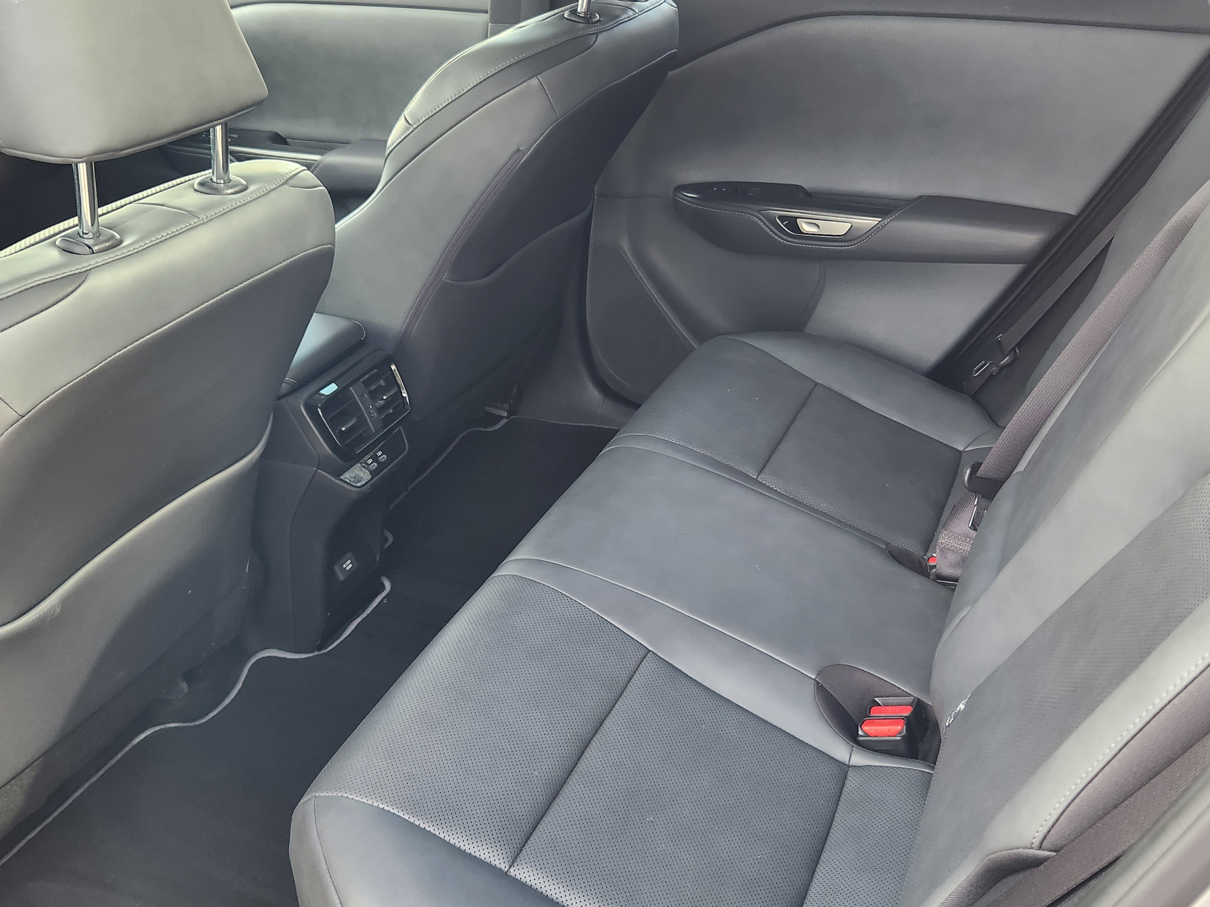 2024 Lexus RZ 450e Premium