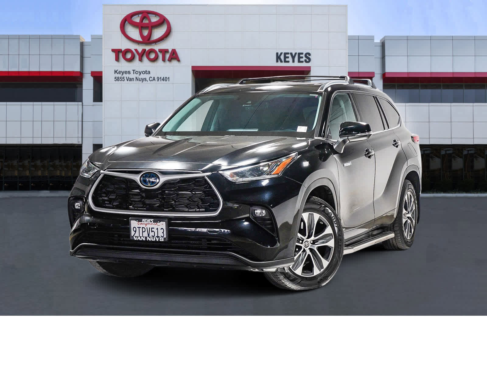 Used 2021 Toyota Highlander XLE