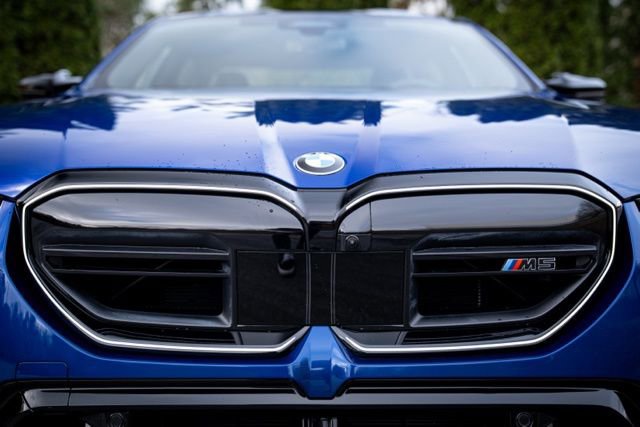 2025 BMW M5