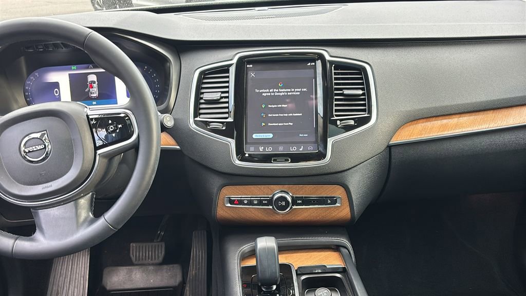 2023 Volvo Xc90 B6 Plus