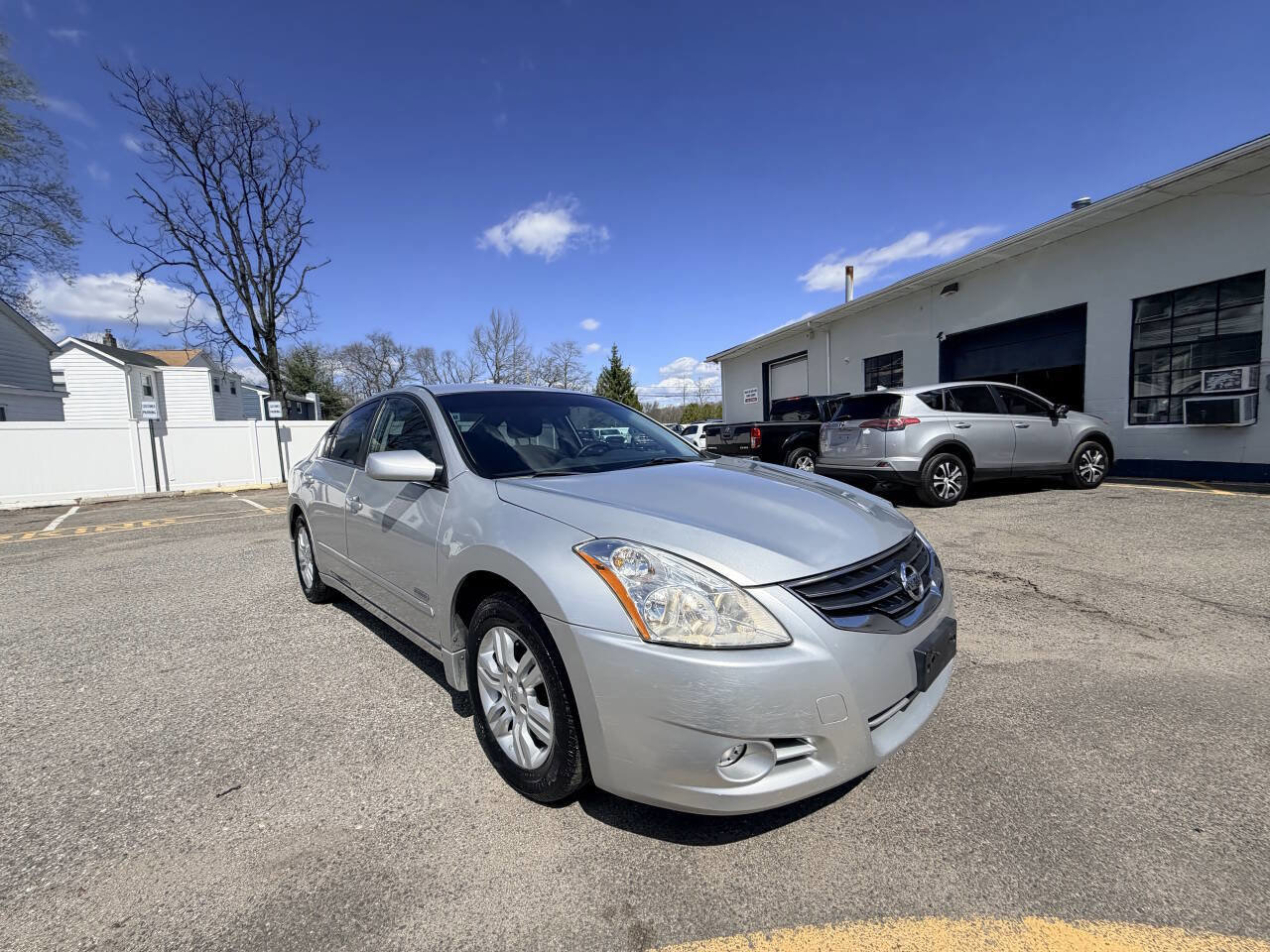 2010 Nissan Altima Hybrid Sedan