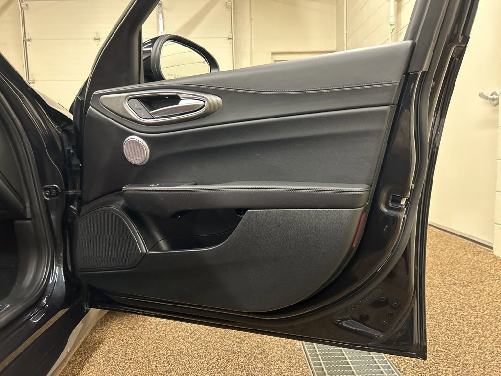 2024 Alfa Romeo Giulia Veloce