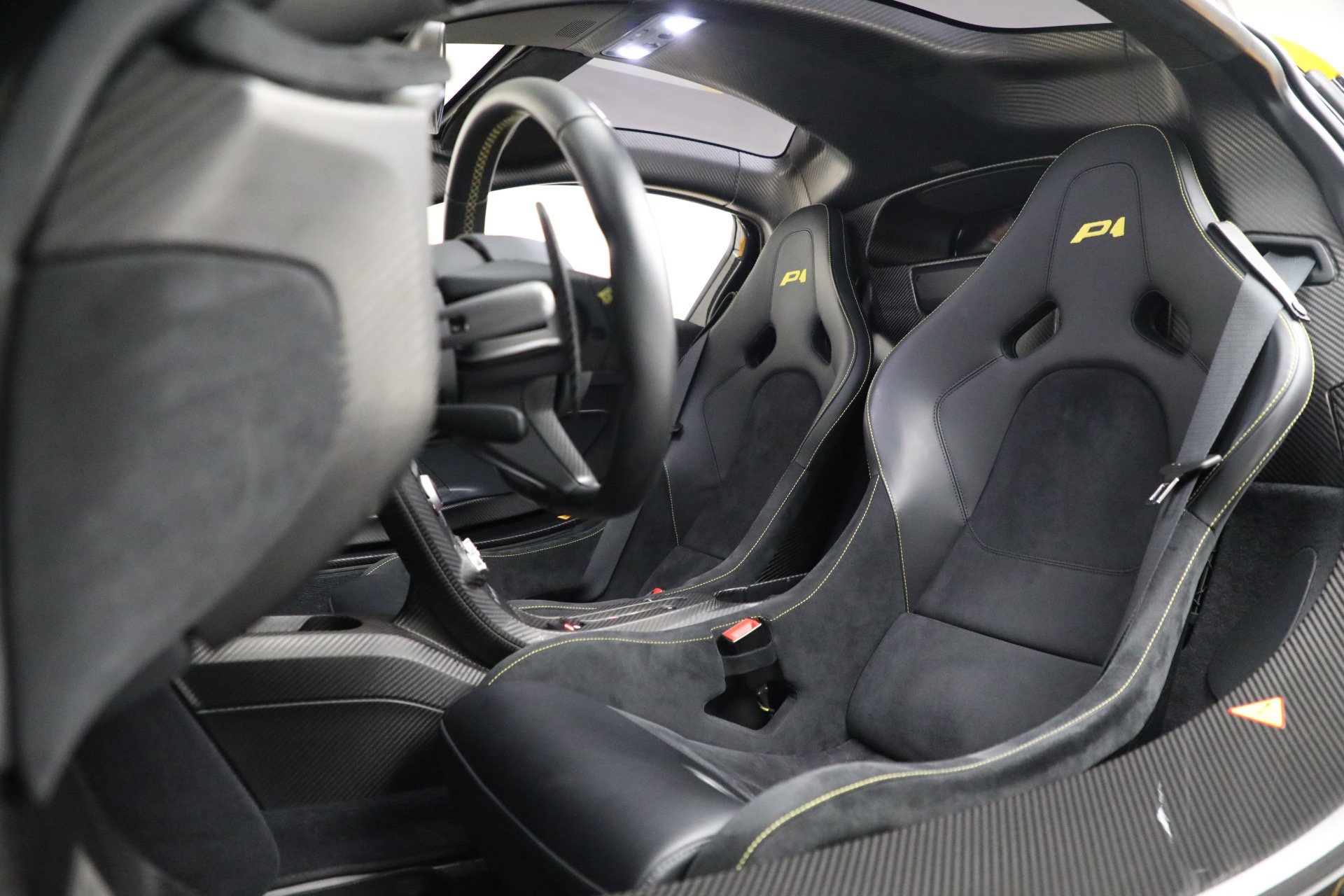 Used 2015 McLaren P1 photo 21