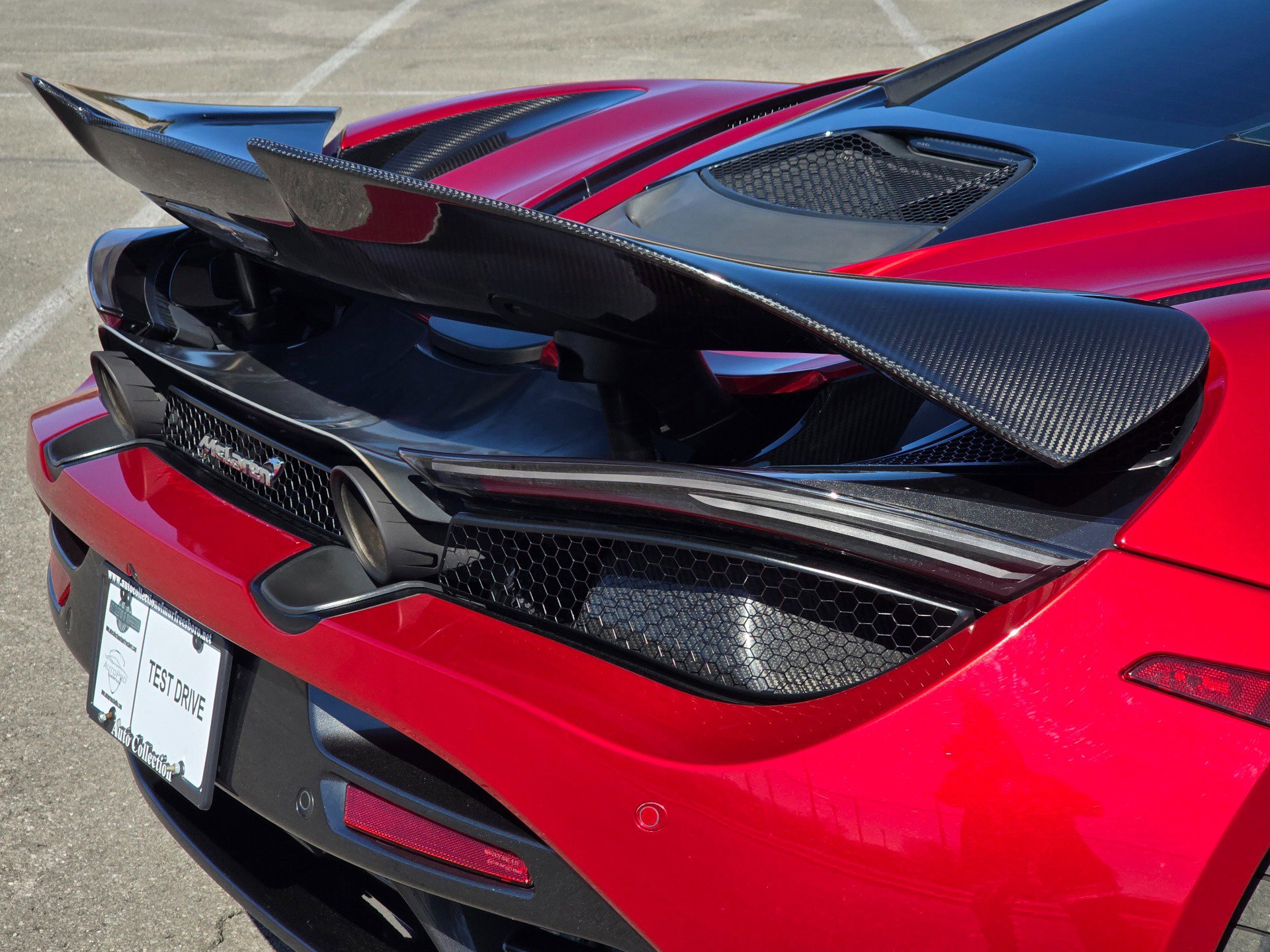 Used 2019 McLaren 720S Performance photo 51